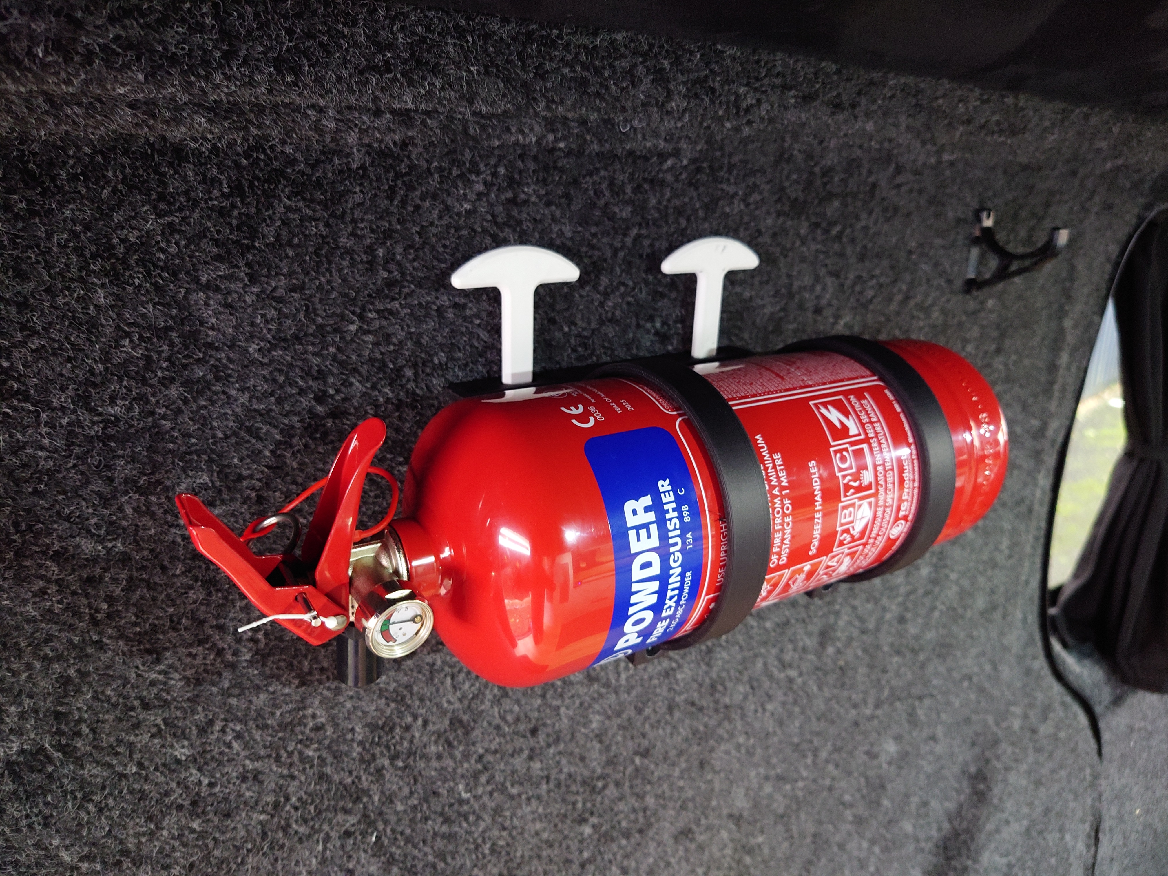 Fire Extinguisher Horizontal Wall Mount/ Quick Release