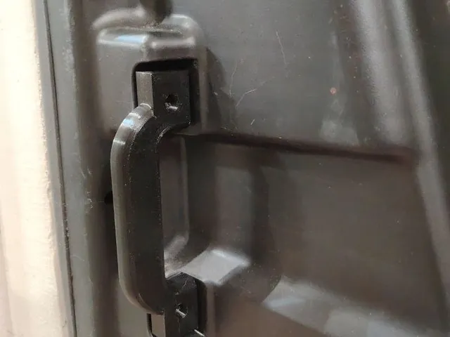Handle for JBL eon power 15