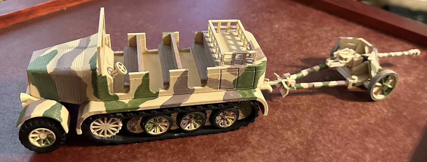 Sd.Kfz.8 German Half-track — thumbnail 3