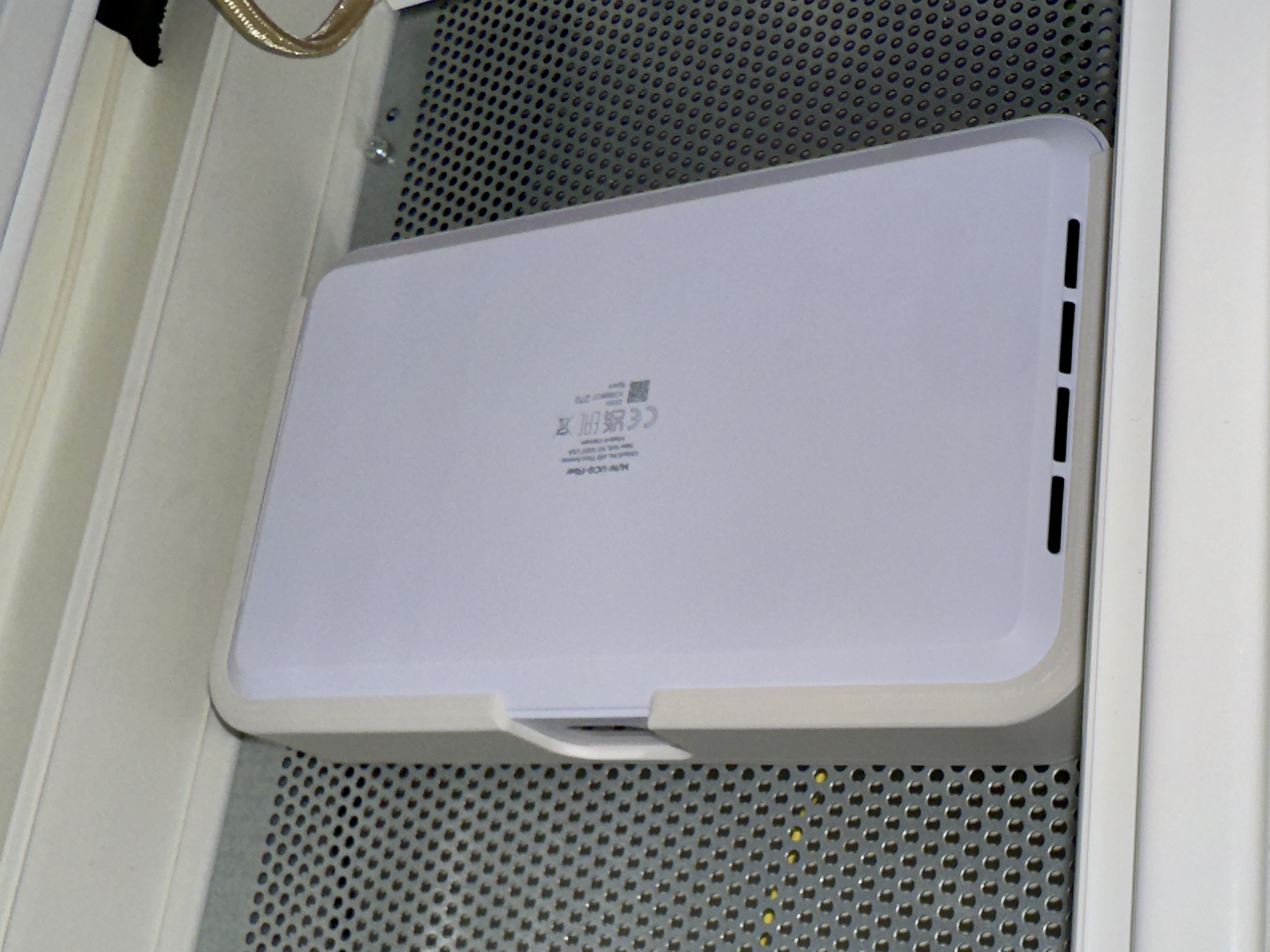 Unifi Cloud Gateway UCG Fiber Wall Mount