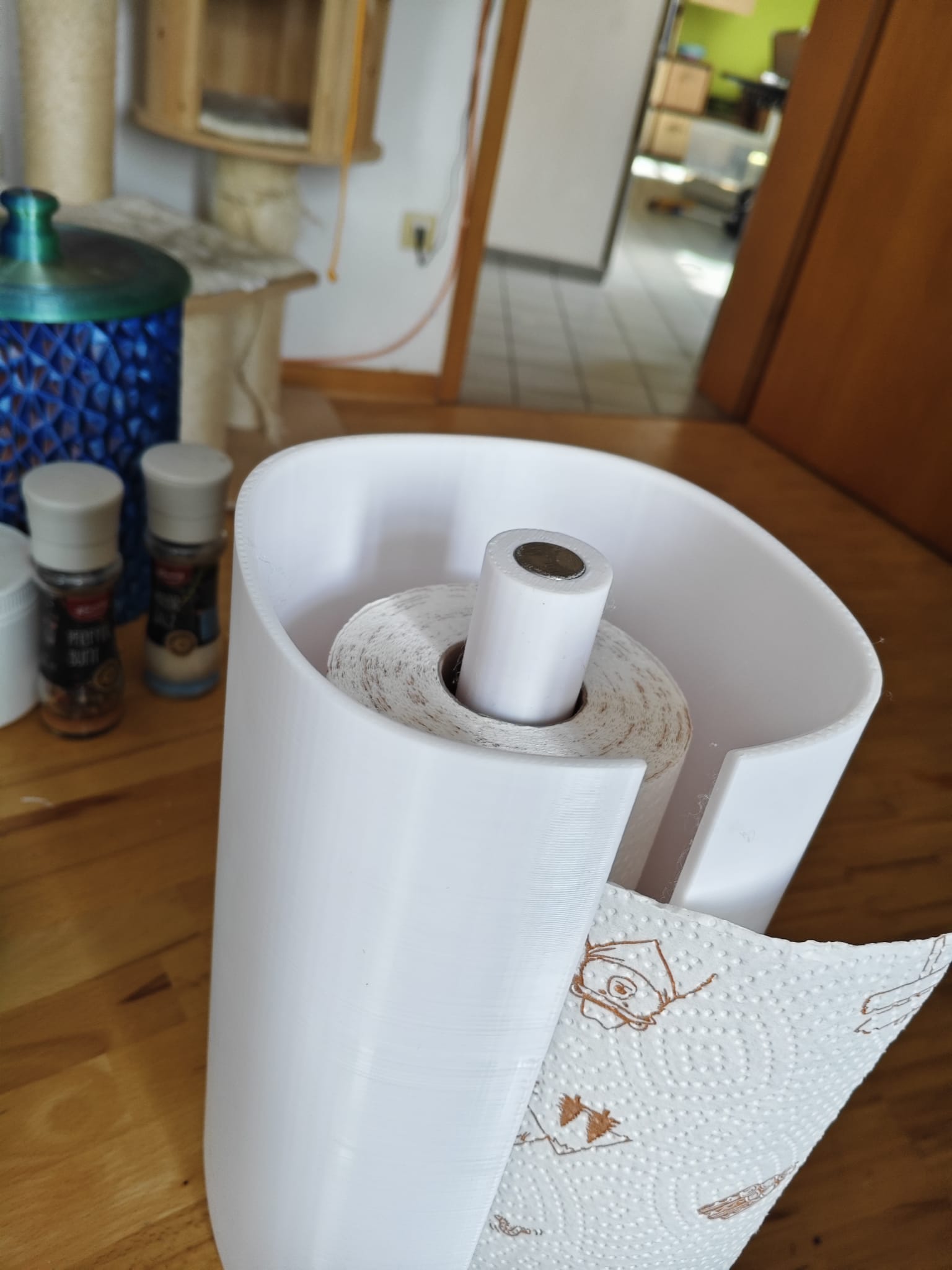Paper Towel Kitty Protector