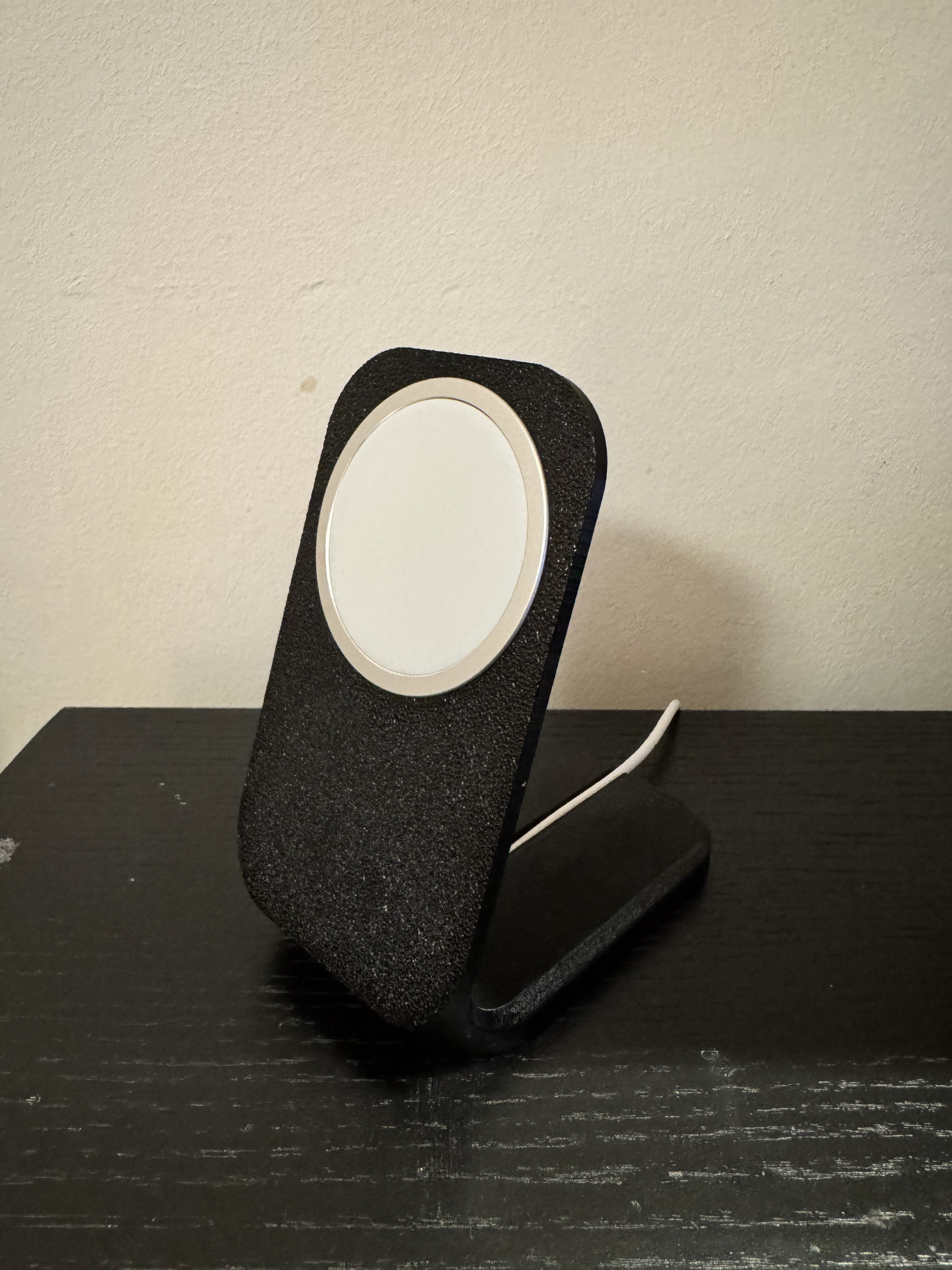 MagSafe Stand – Phone Stability Angle Remix