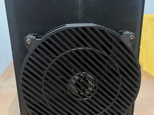 Jonsbo N3 Front 200mm fan