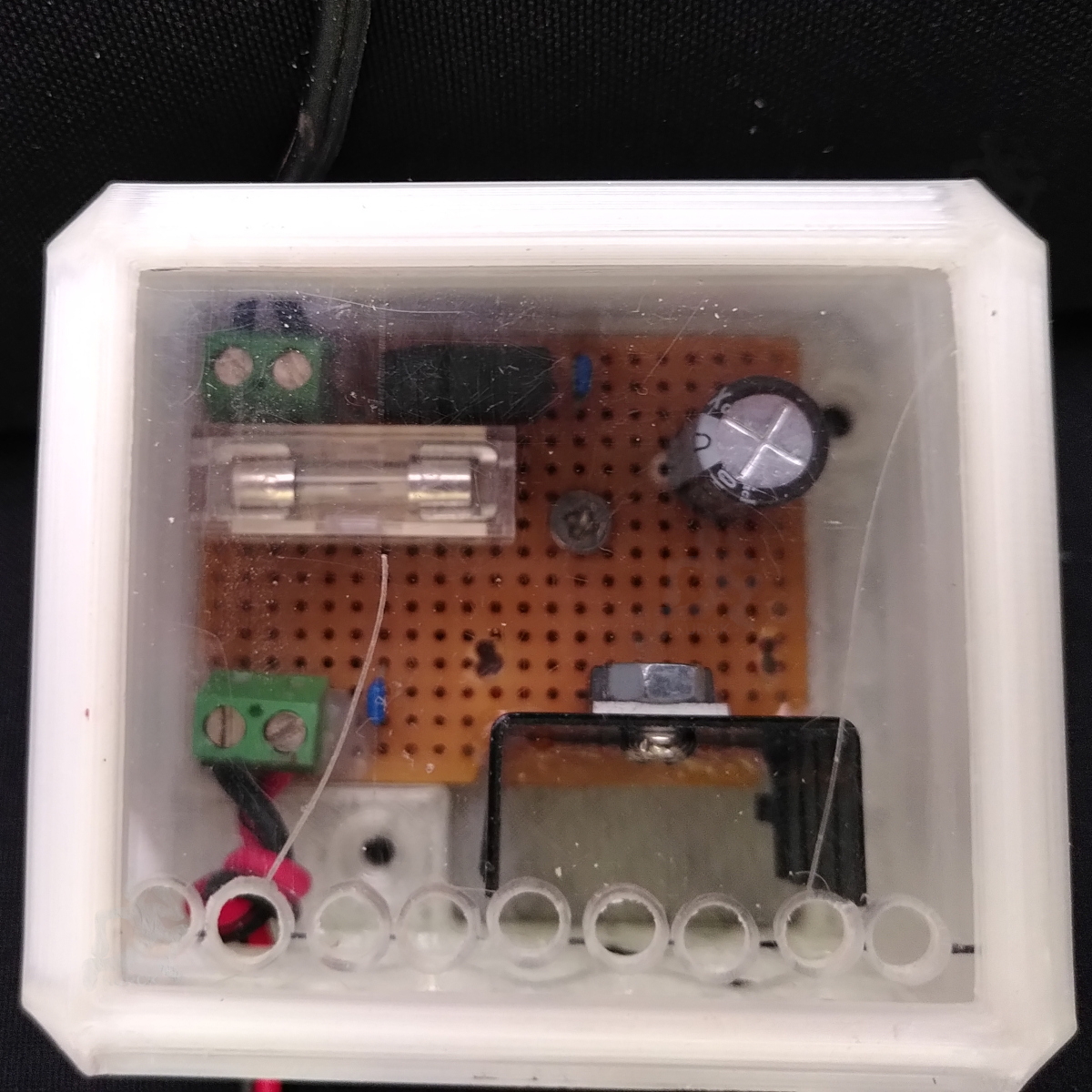 Electronics case — thumbnail 2