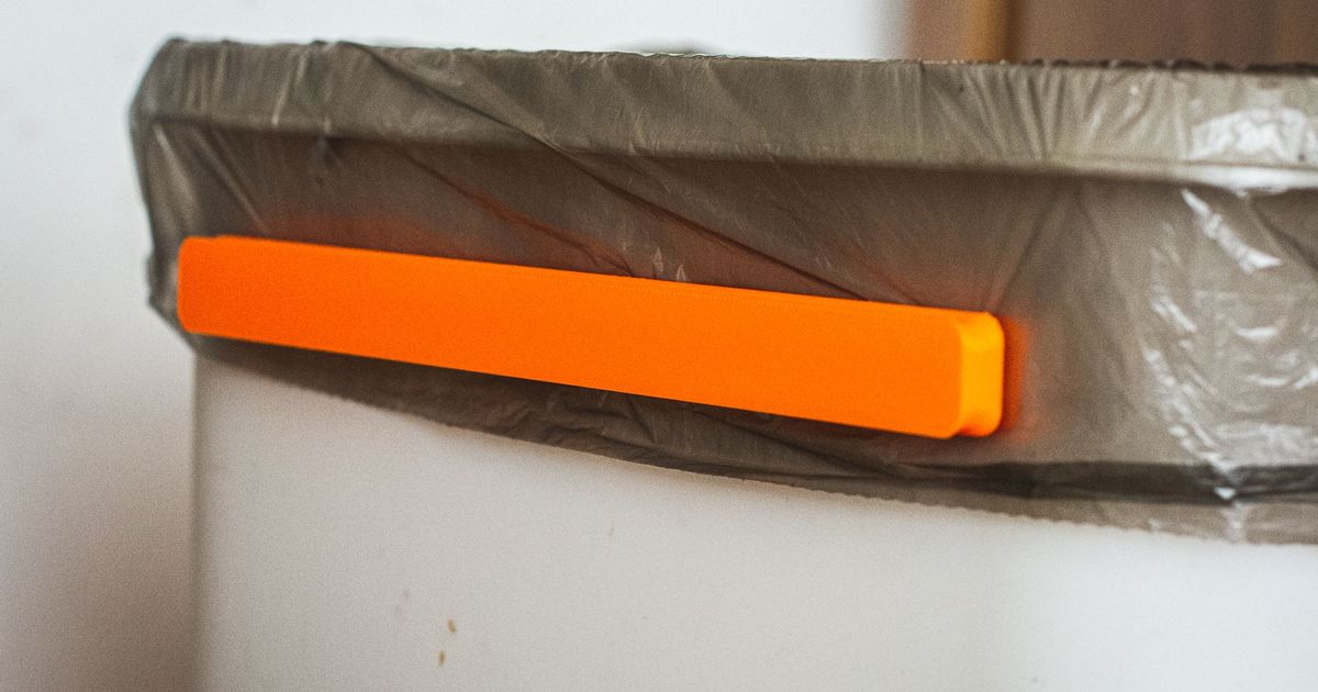 Trash Bag Holder by Ivo Slanina Download free STL model