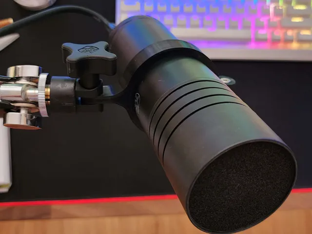 Aston Stealth Microphone - Improved Mid-Body Mount
