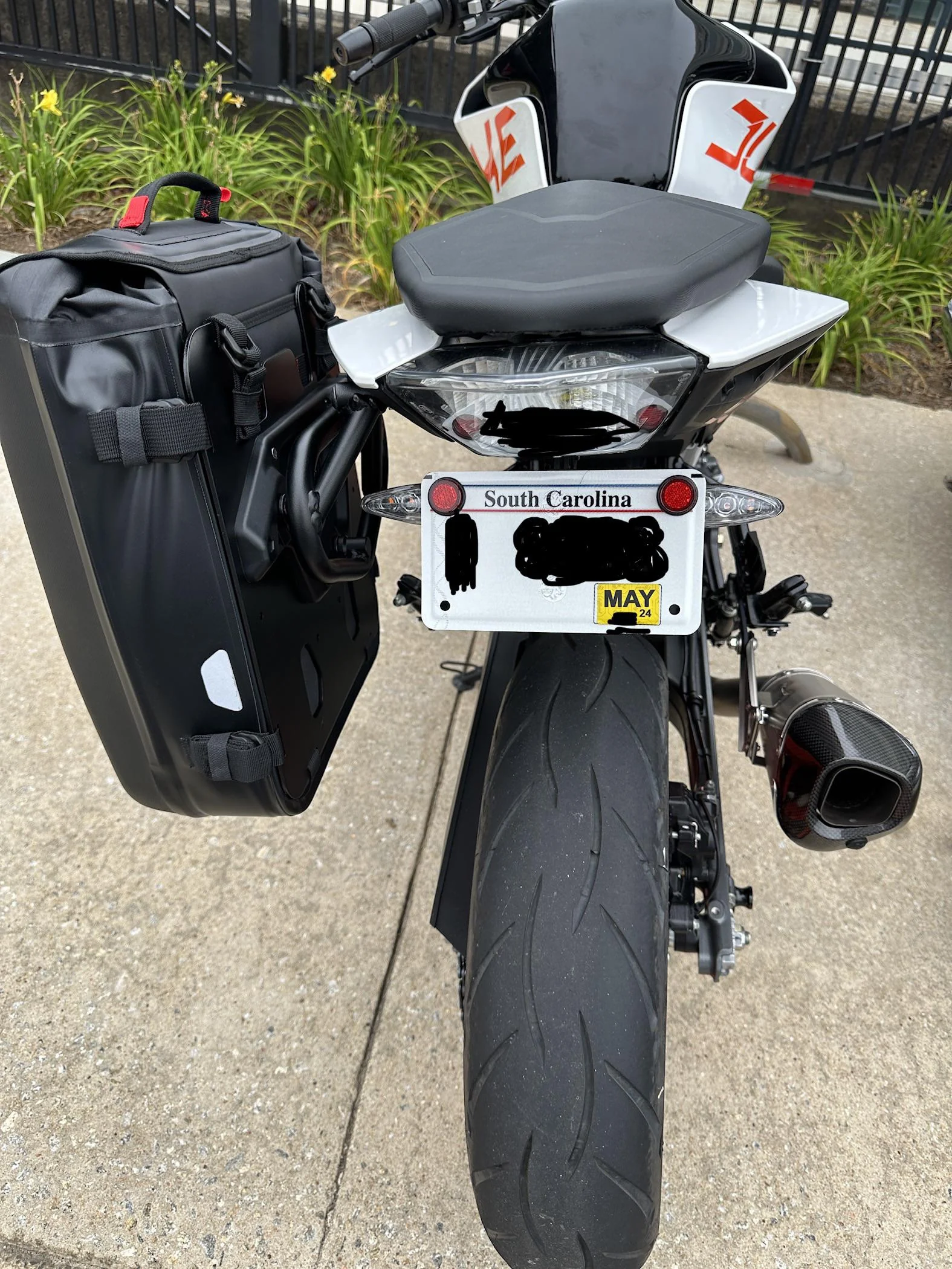 Ktm duke 390 online tail bag