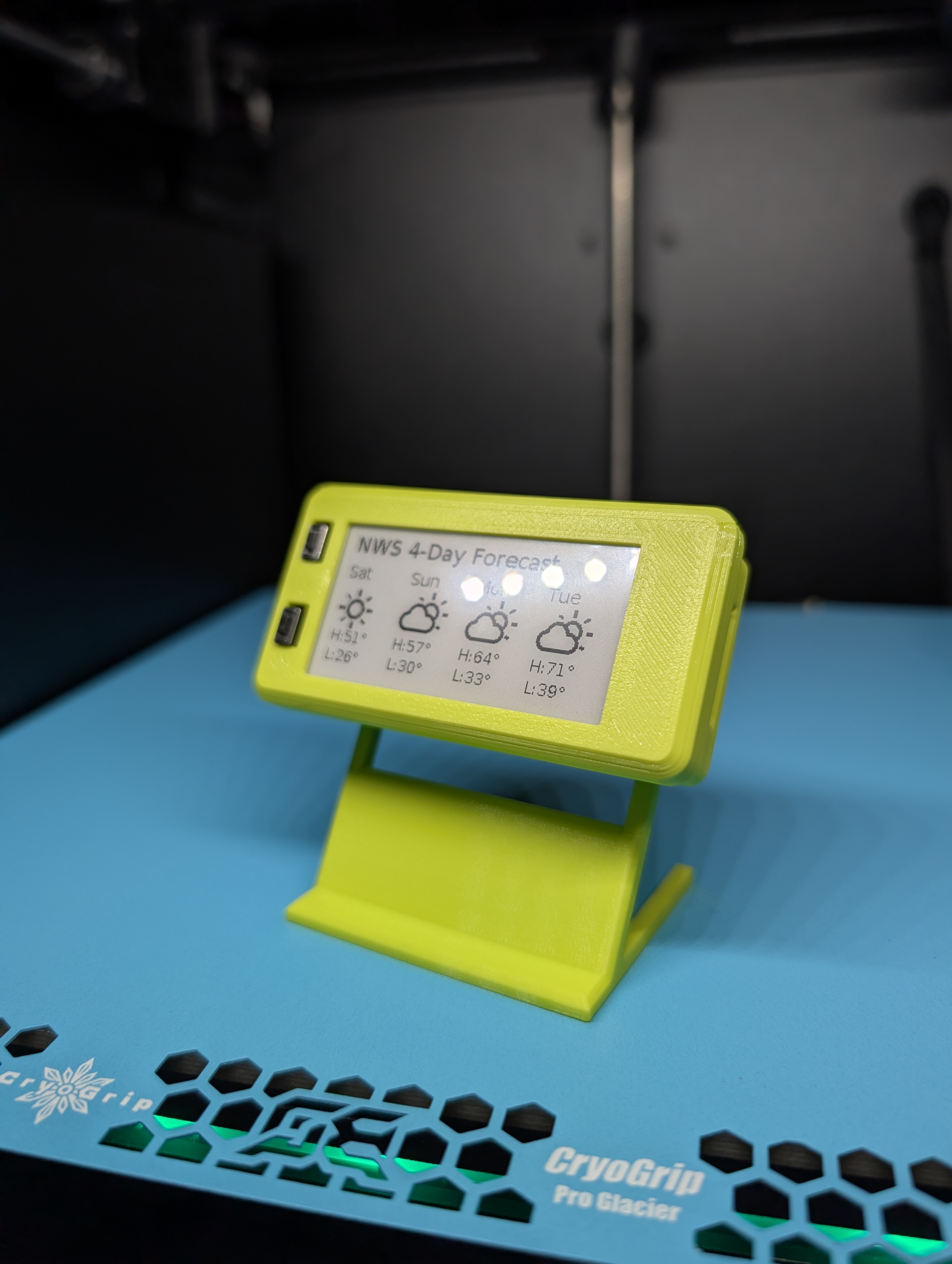 Case Stand for Raspberry Pi Zero W with Adafruit 2.13" Monochrome E-Ink Bonnet