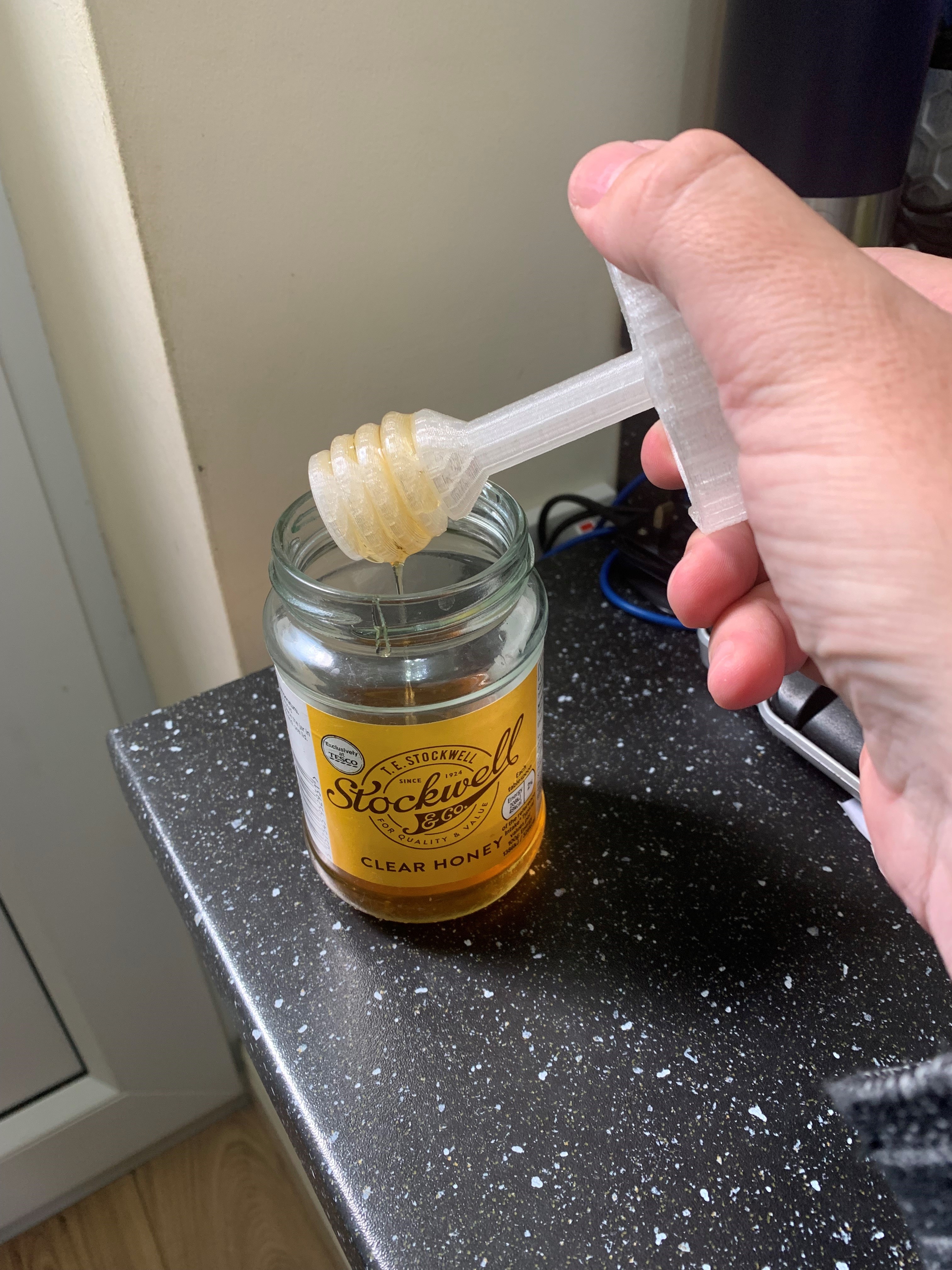 Honey dripper jar lid