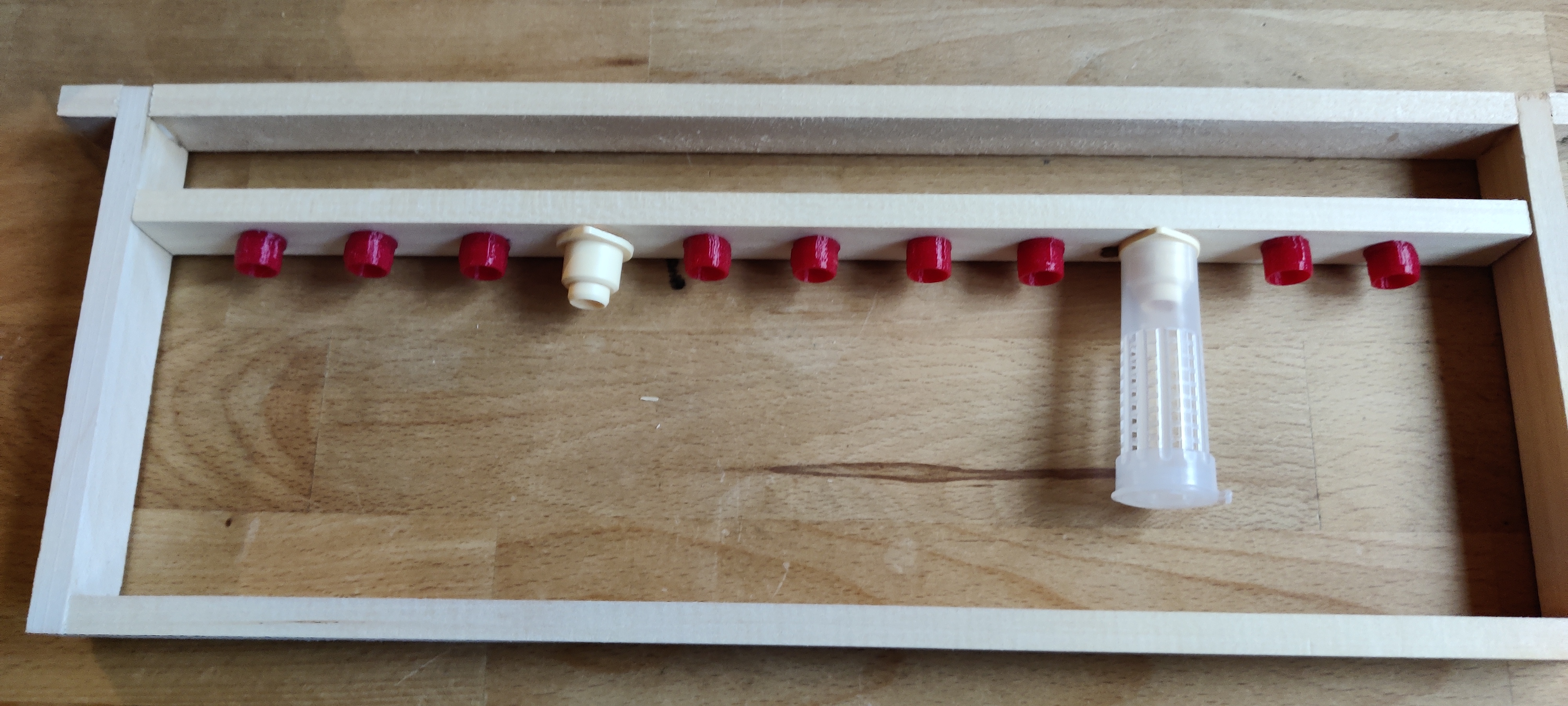 Bee Queen Simple Bar Holder For Nicot System (FreeCAD)