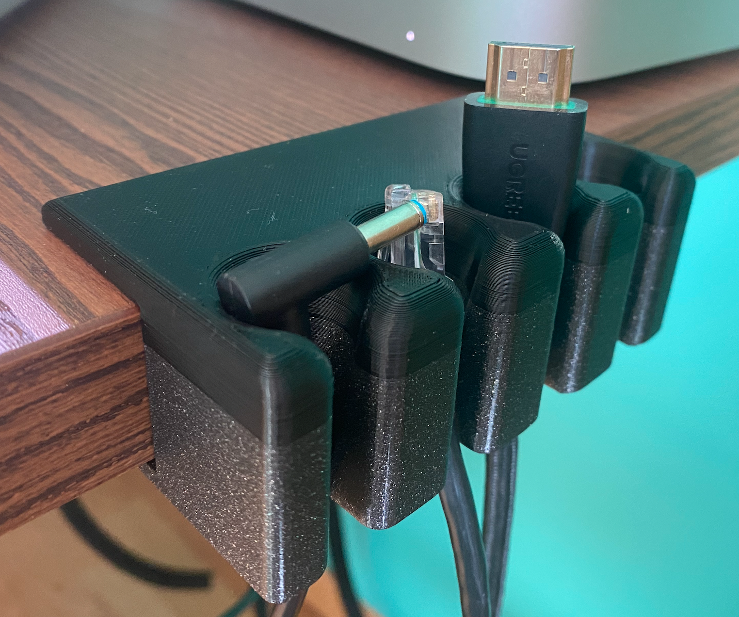 Cable management with table mount