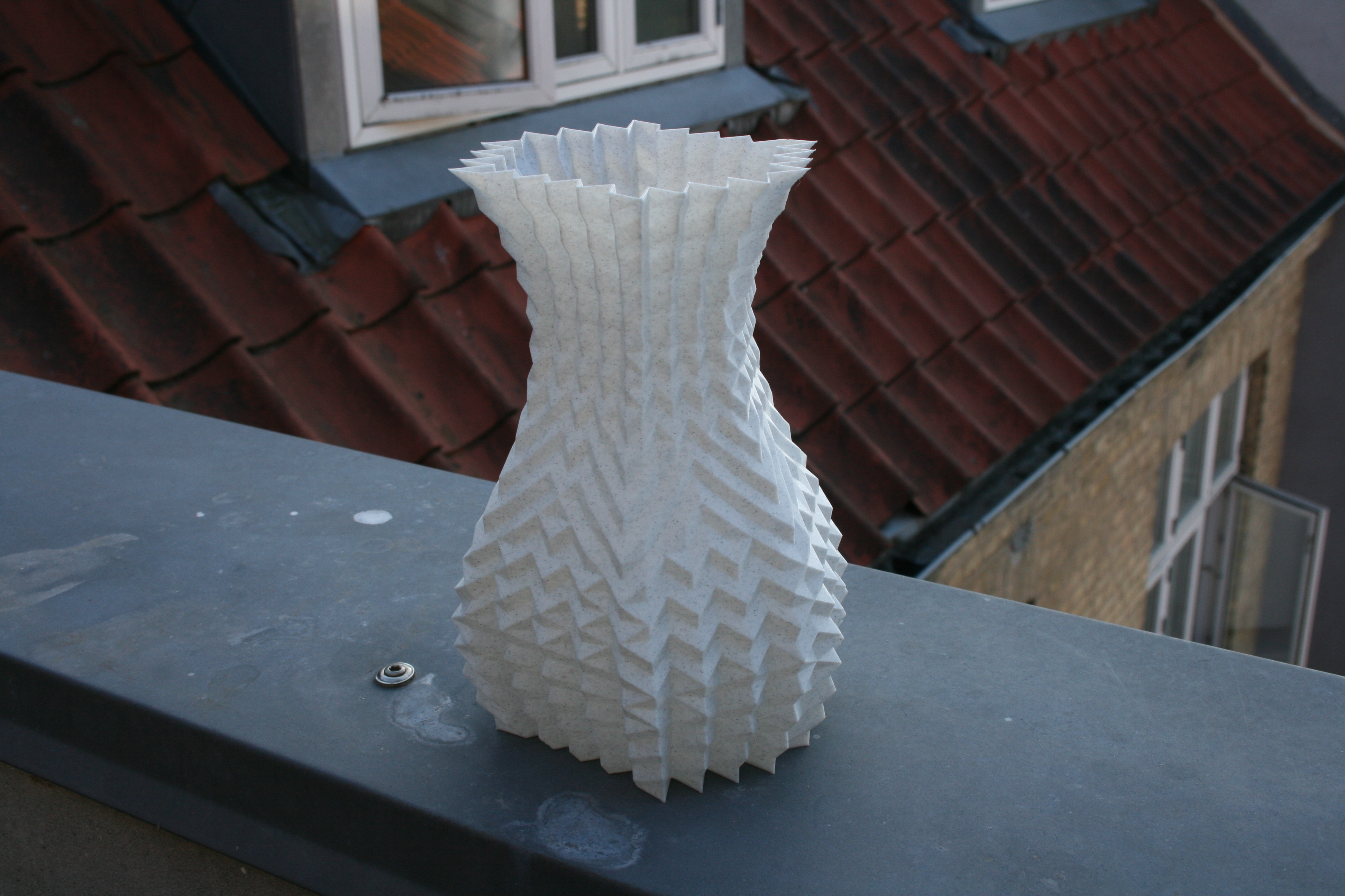 Hexagon zigzaggy vase — miniatura 3
