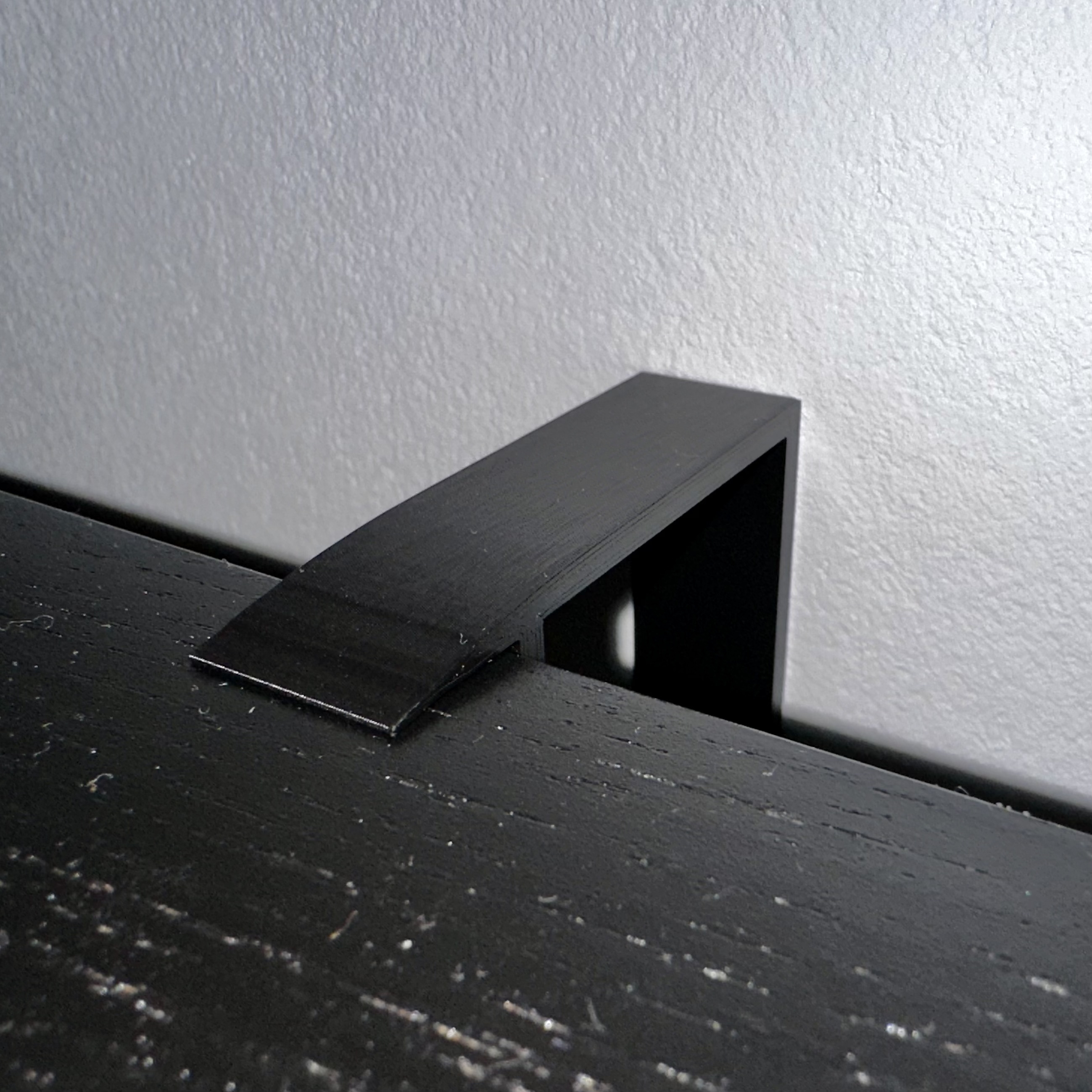 Desk spacer