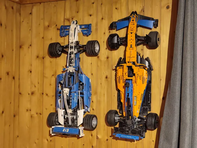 Wall Mount for LEGO Racers 8461 Williams F1 Team Racer