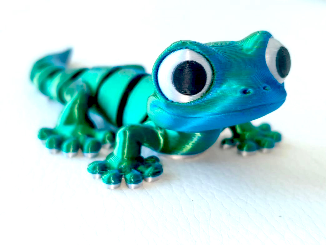 Cutest articulated Gecko ever- Single and Multi-Color available