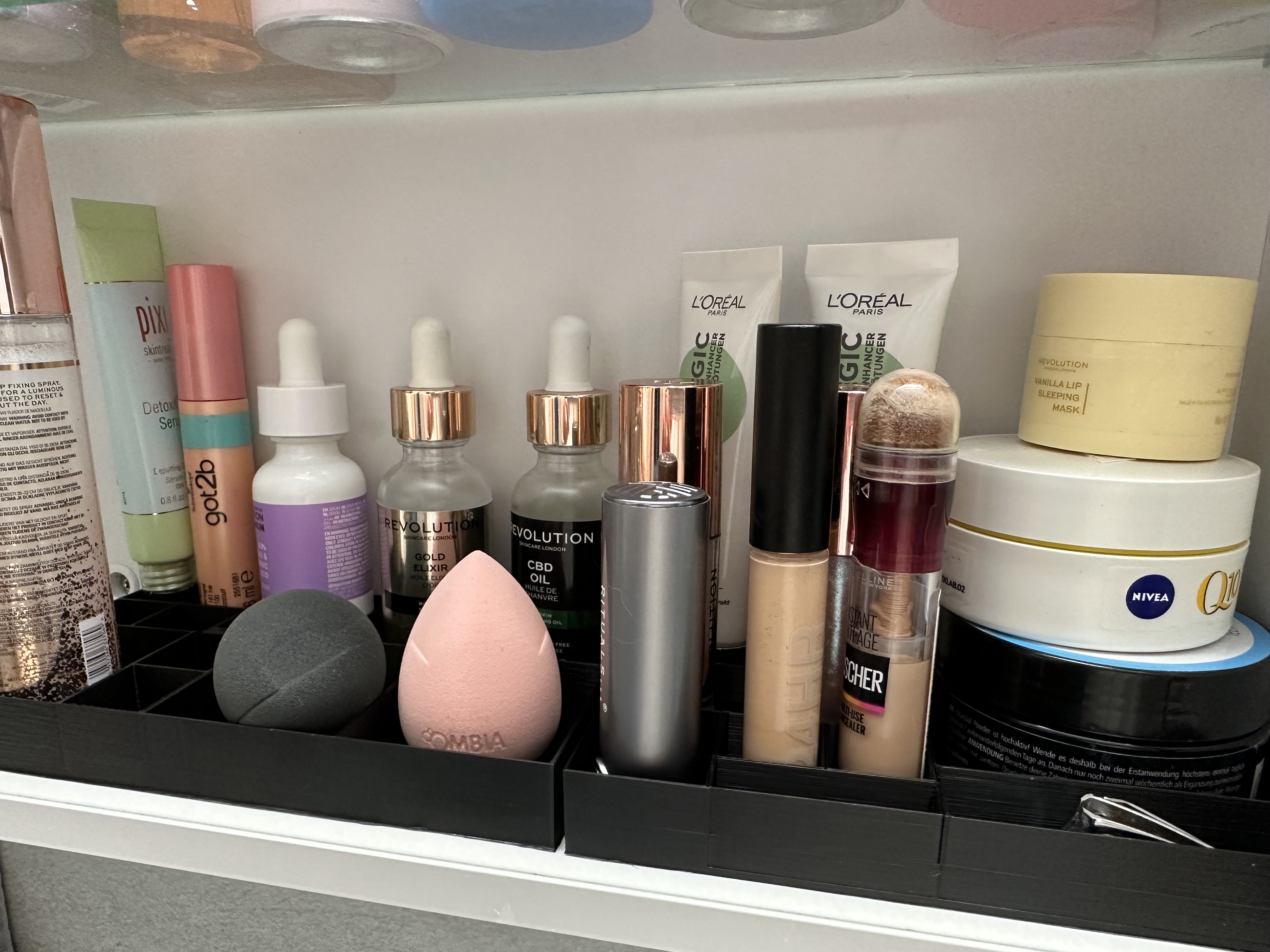 Makeup organizer, closet organizer