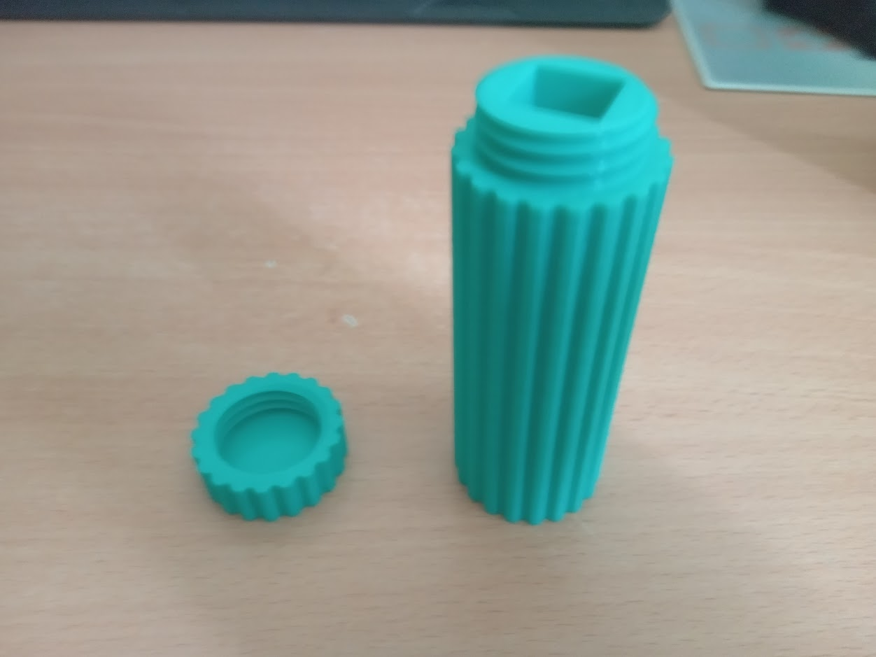 SUPERFINDINGS Messing Schneidebrettfüße 15x15mm - 16-teiliges Set In Gold Für Küchenmöbel