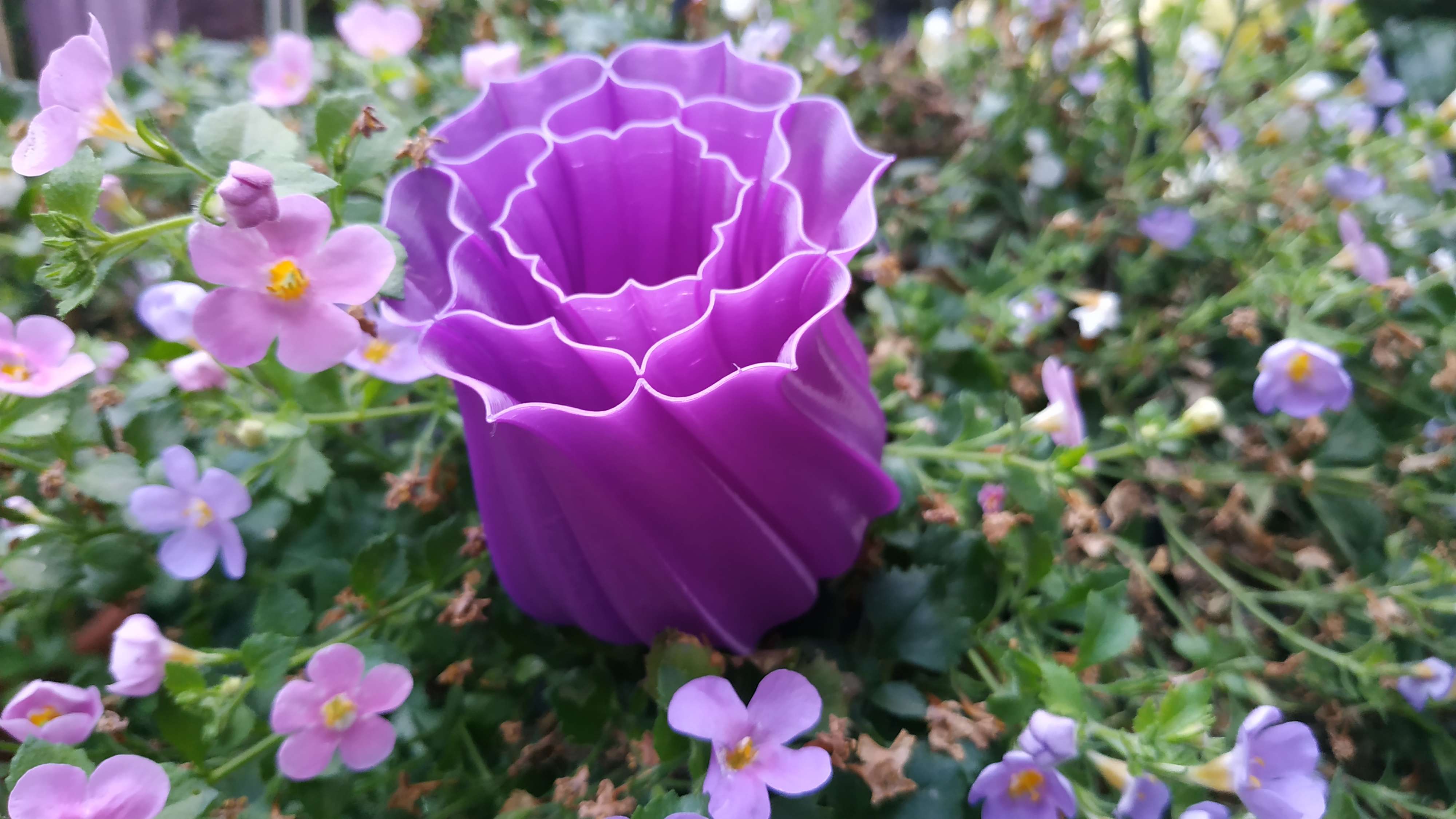 Vase mode flower 3D model thumbnail
