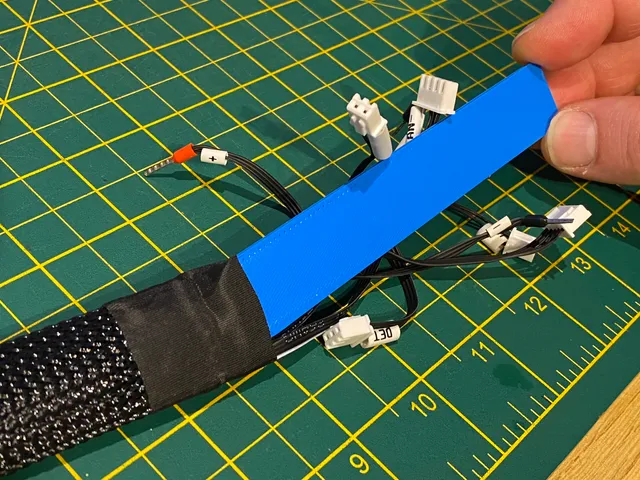 SV06 Plus Ribbon Cable Stiffener