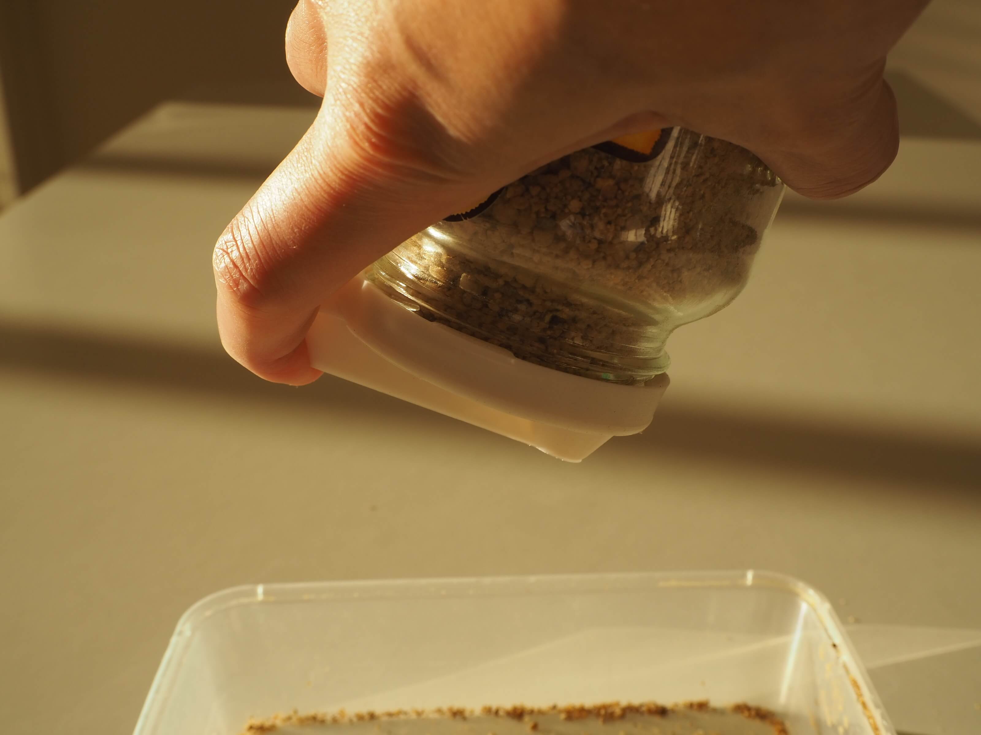 Quick Teaspoon Measure Dispenser Mk2 (exact measure) by Highrise
