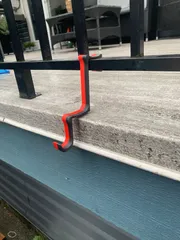 railing hanger