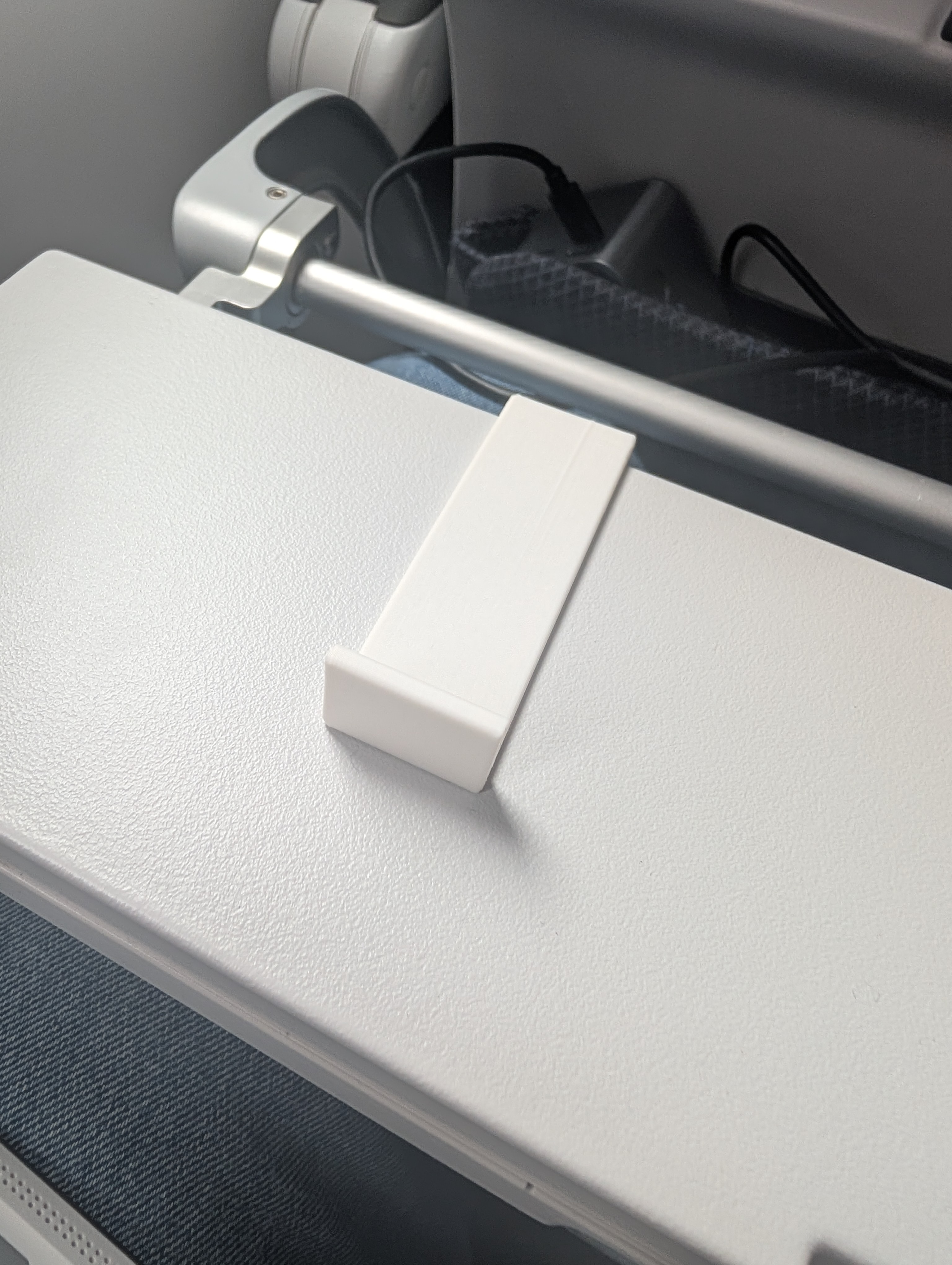 Airplane Tray Table Hook, for 2 in 1 Laptops such as the Framework 12