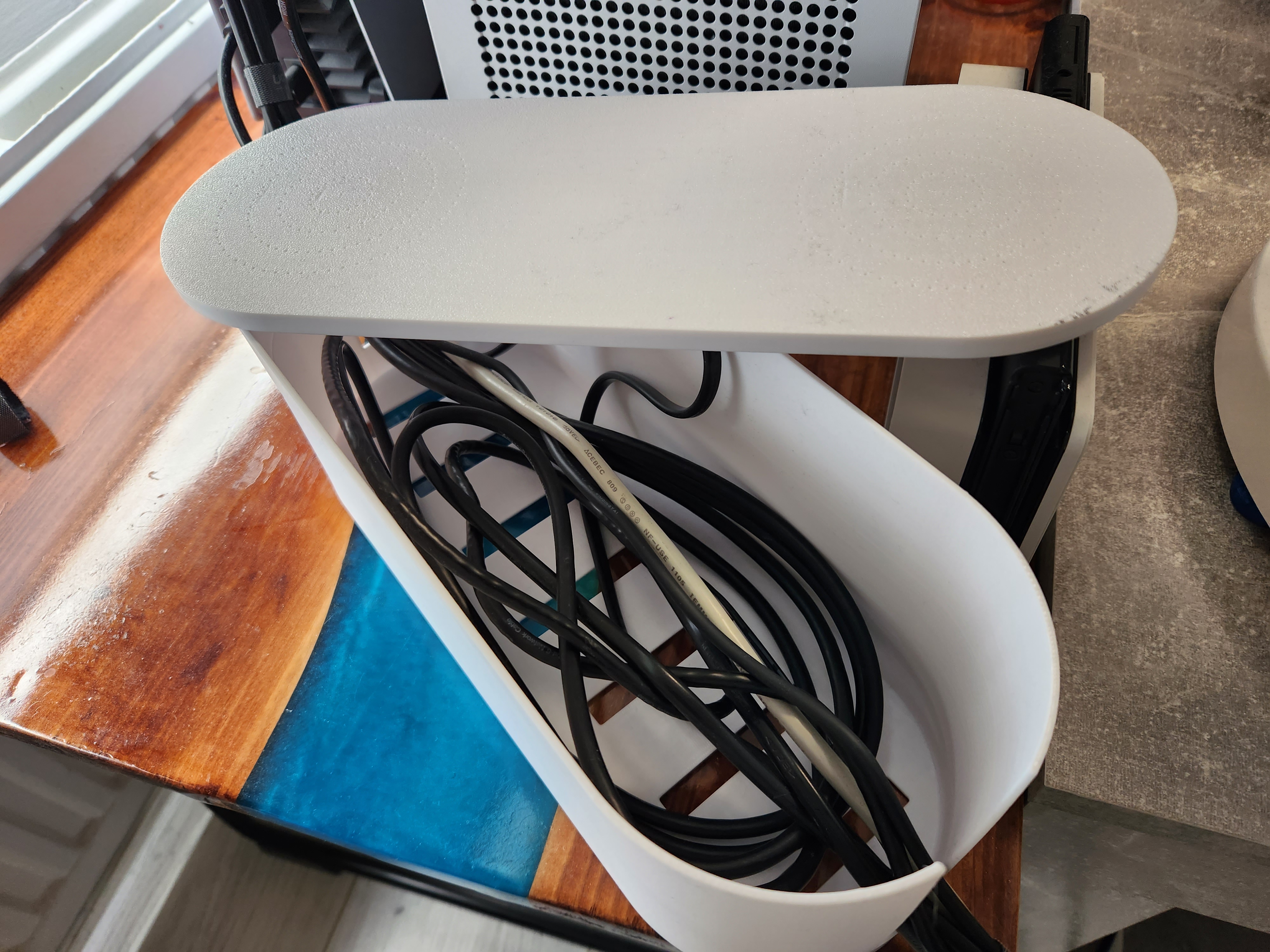 Miniatura 3 do modelo 3D Cable Management Box