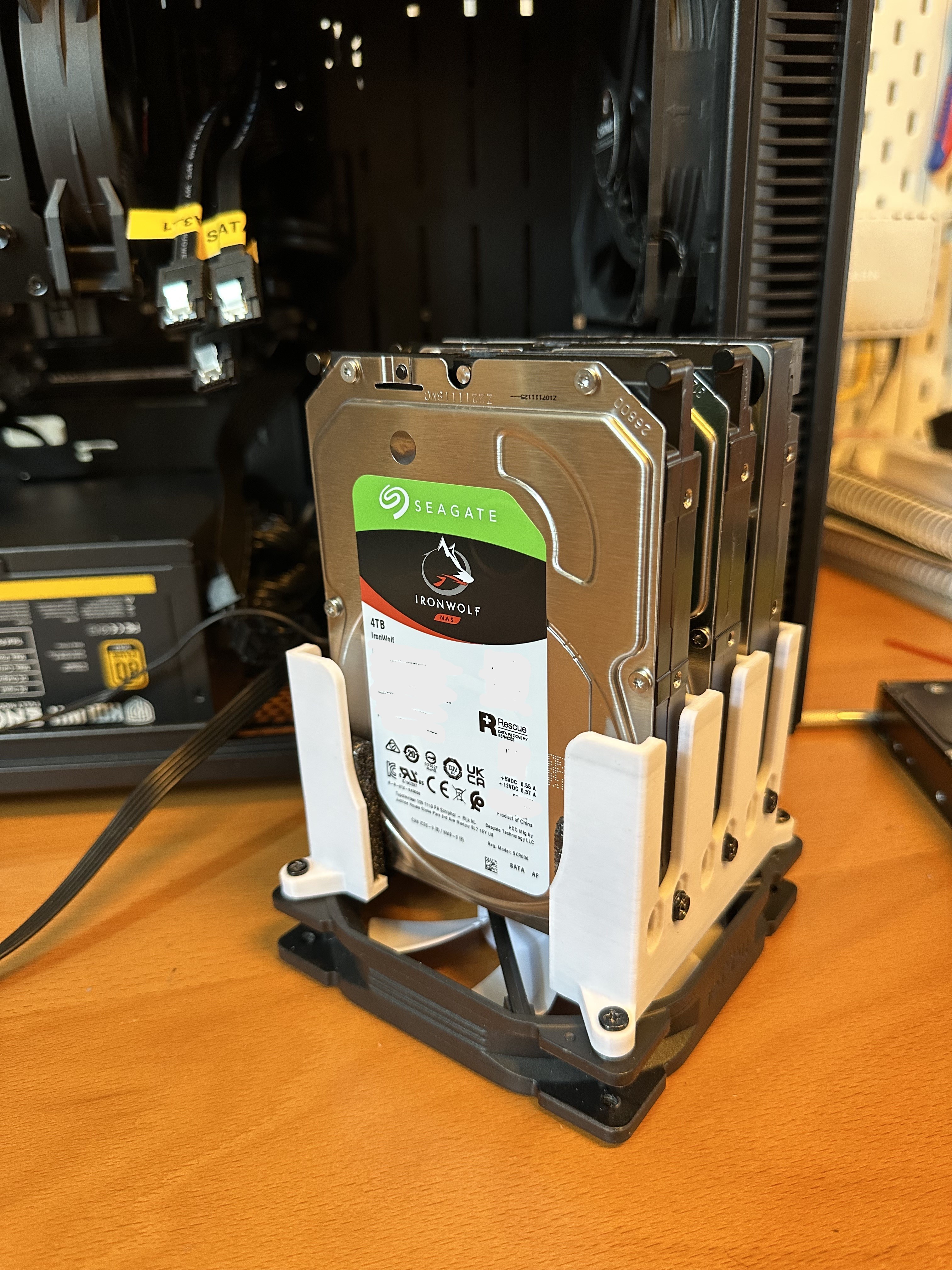 HDD Mount for 120mm Fans
