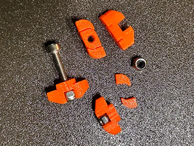 3030 M3 Drop-In T-Nut with Snap-Off Printed Supports