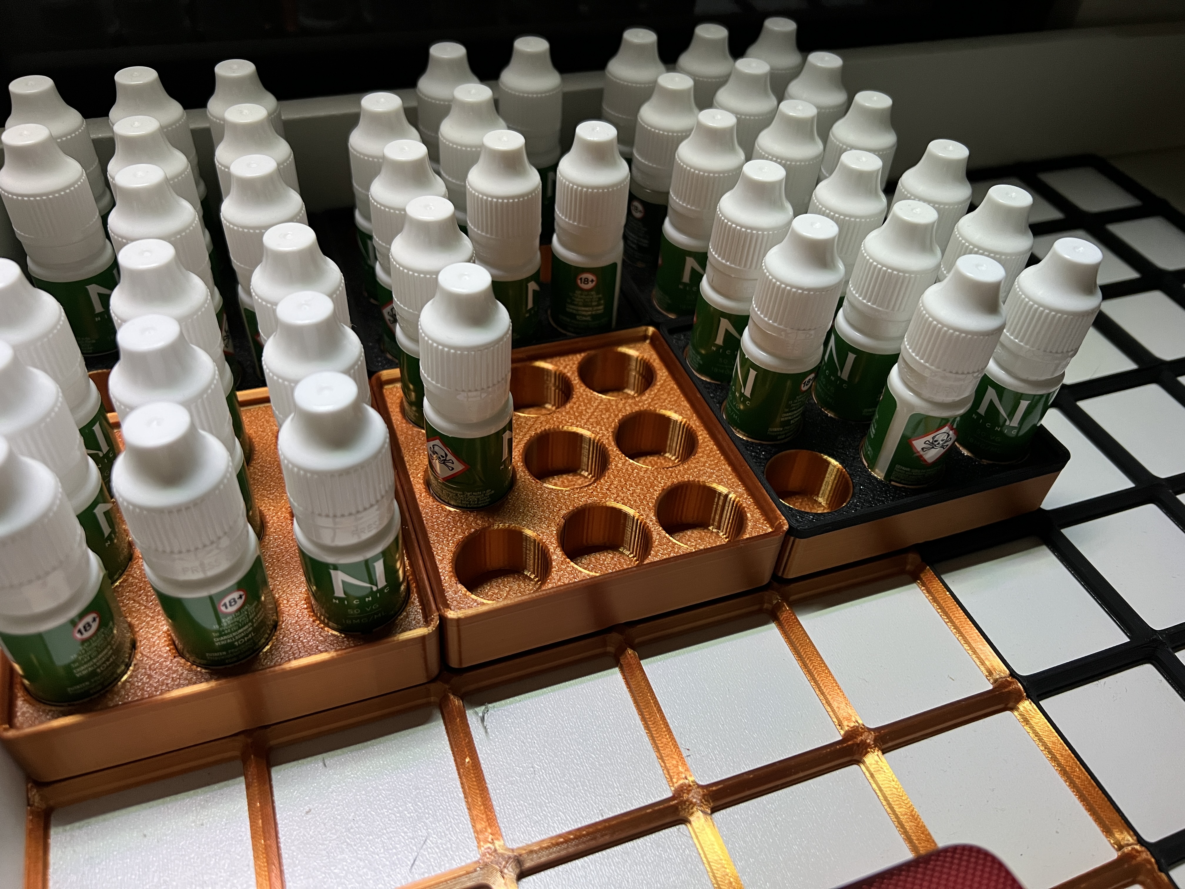 Gridfinity 2x2 for 23mm Liquid Bottles e.g. Vape Liquids 10ml