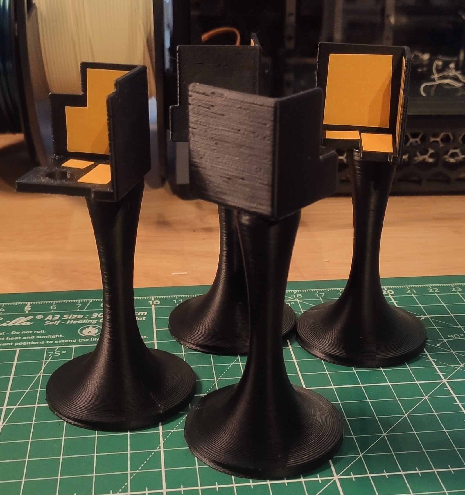 Cooler Master Elite 130 Vertical Stand / Feet / Legs