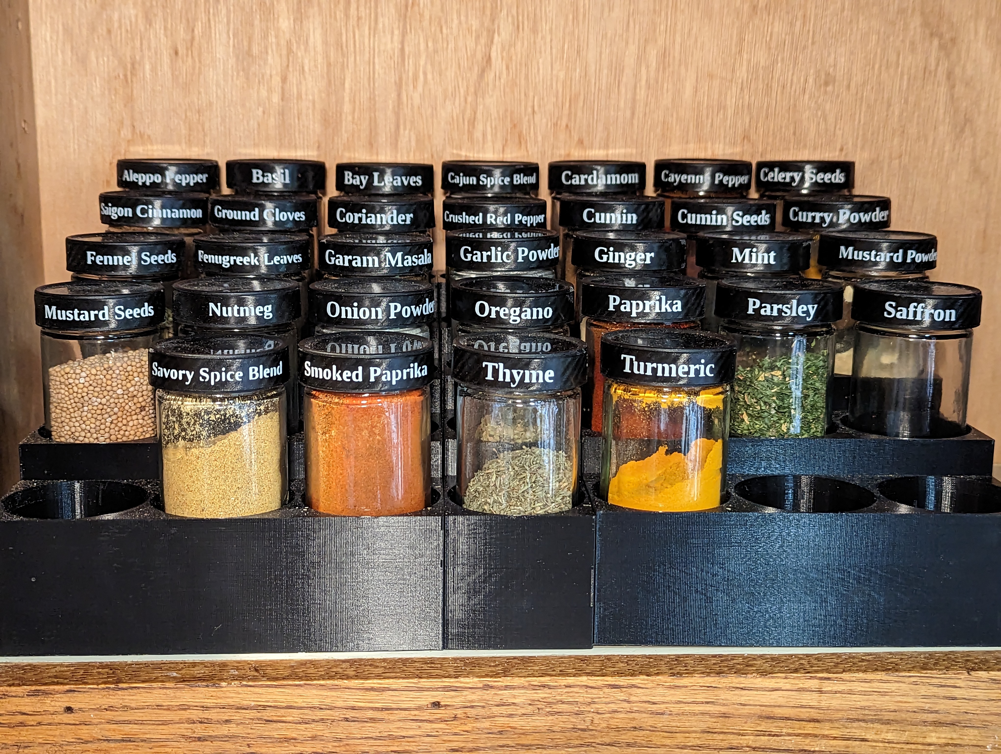 Modular Expandable Spice Rack with Labels