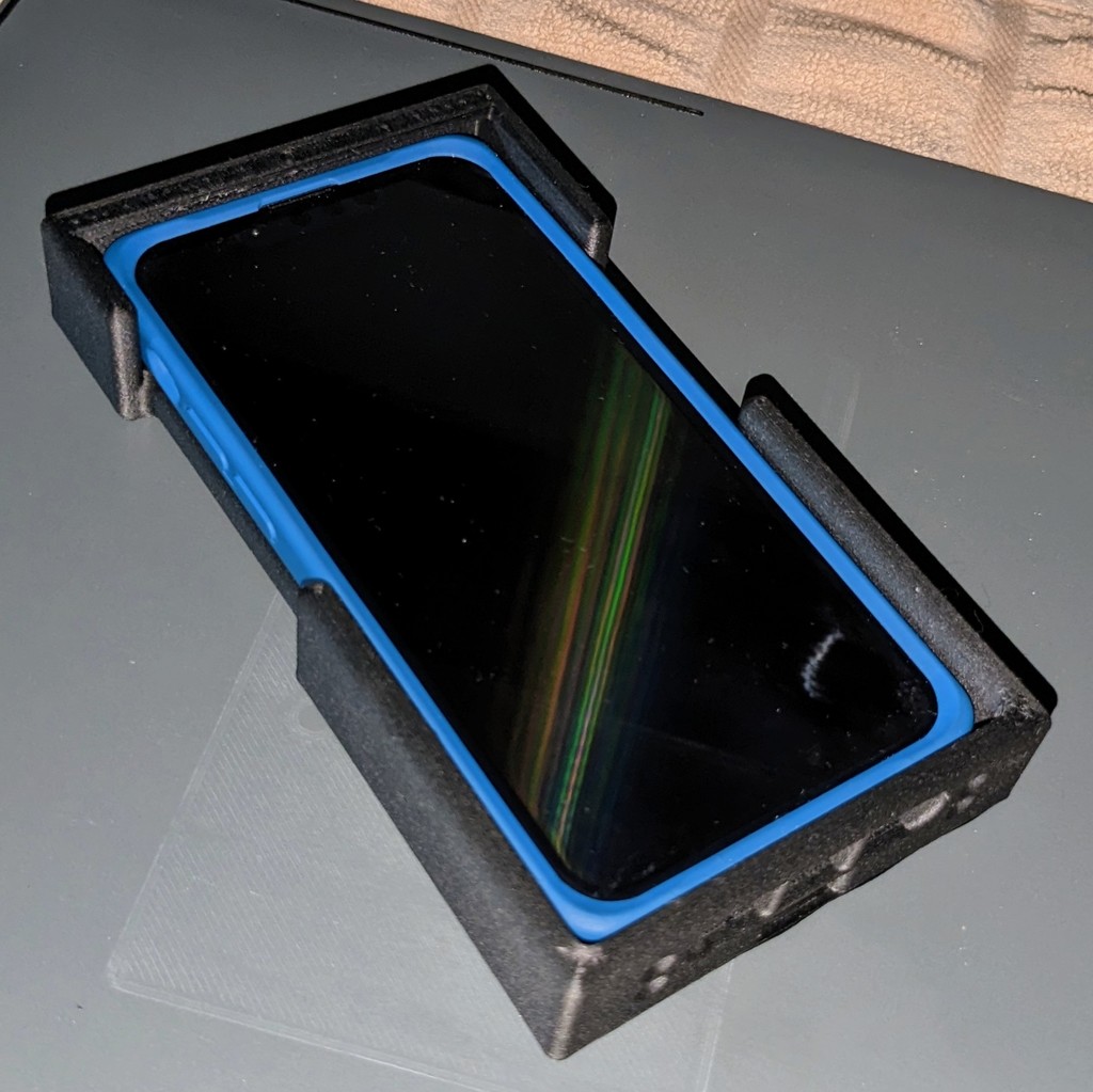 iPhone 13 Mini MagSafe Mount by KillboyKilldeer Download free STL