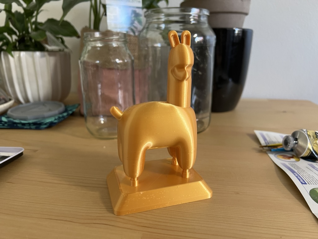 Miniatura 2 do modelo 3D Llama Trophy