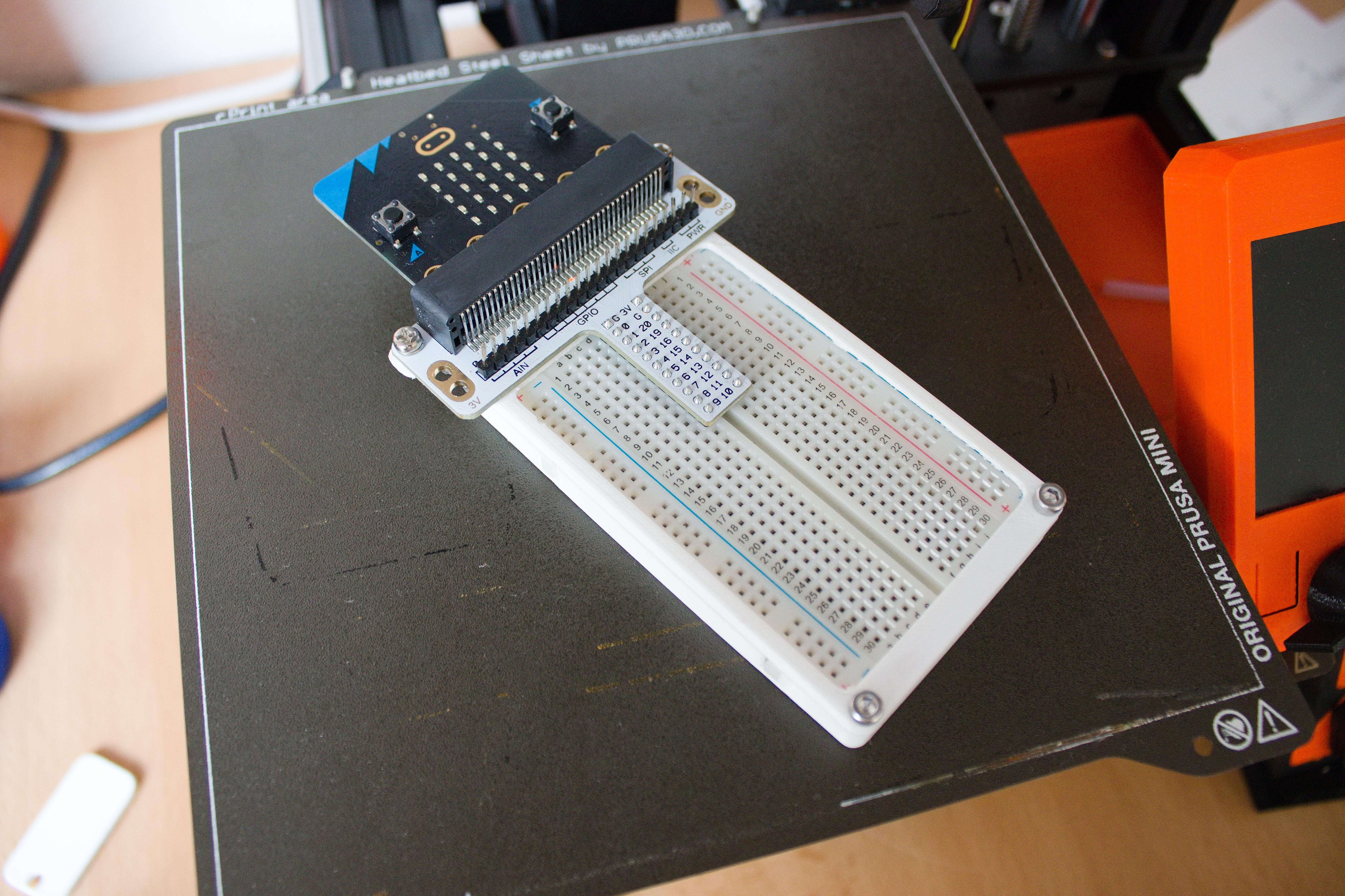 Breadboard holder for micro:bit