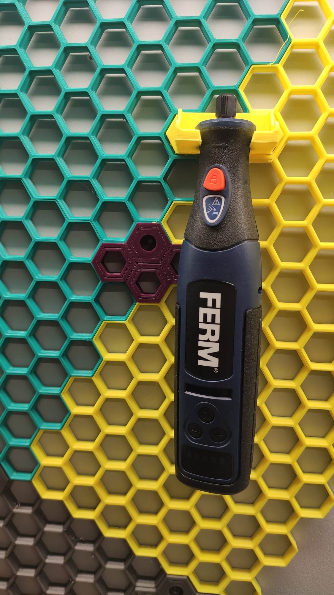Ferm ctm1024-1025 honeycomb holder by Id3dfix | Download free STL model ...