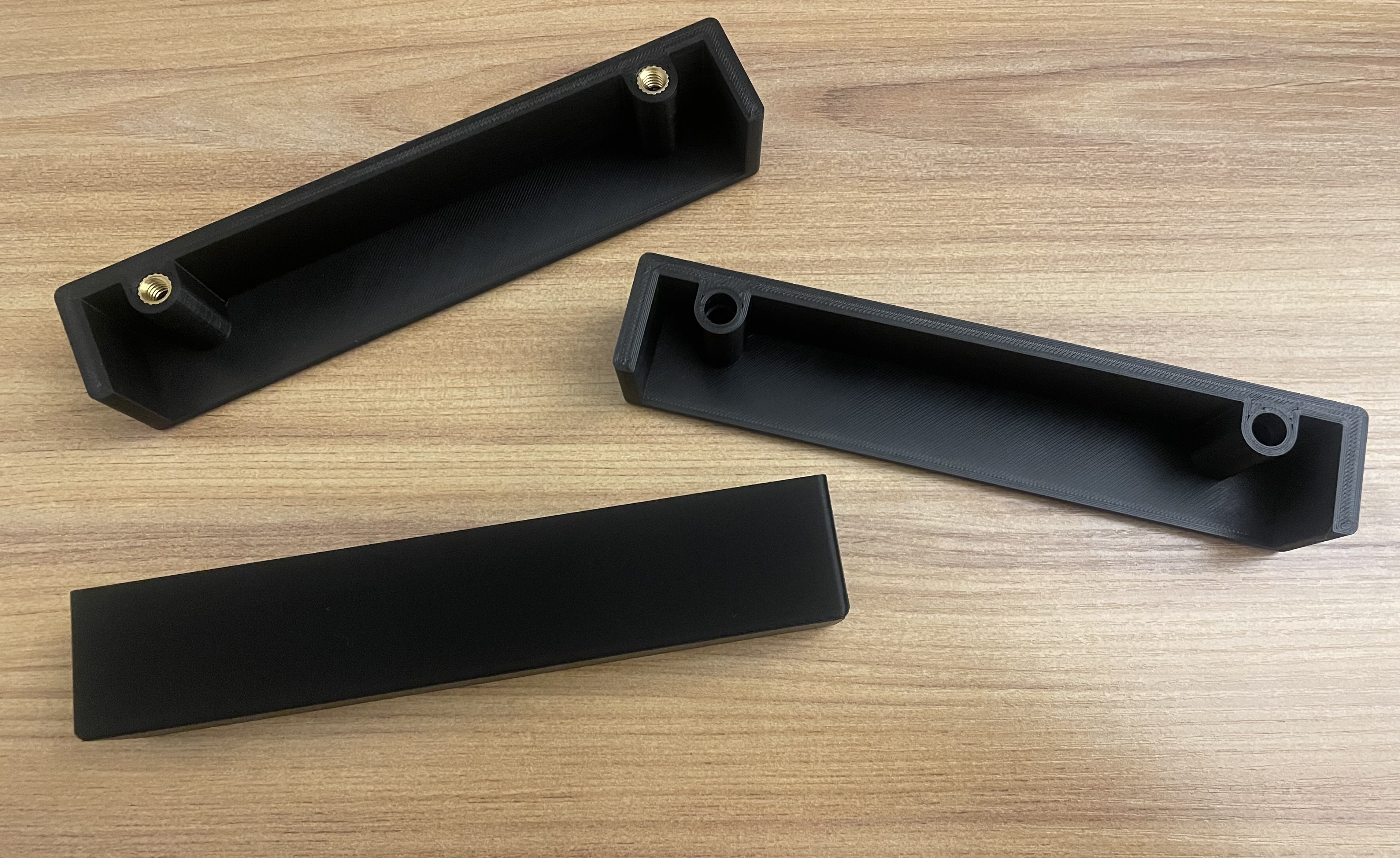 Printable dresser handle/pull (OpenSCAD Customizer)