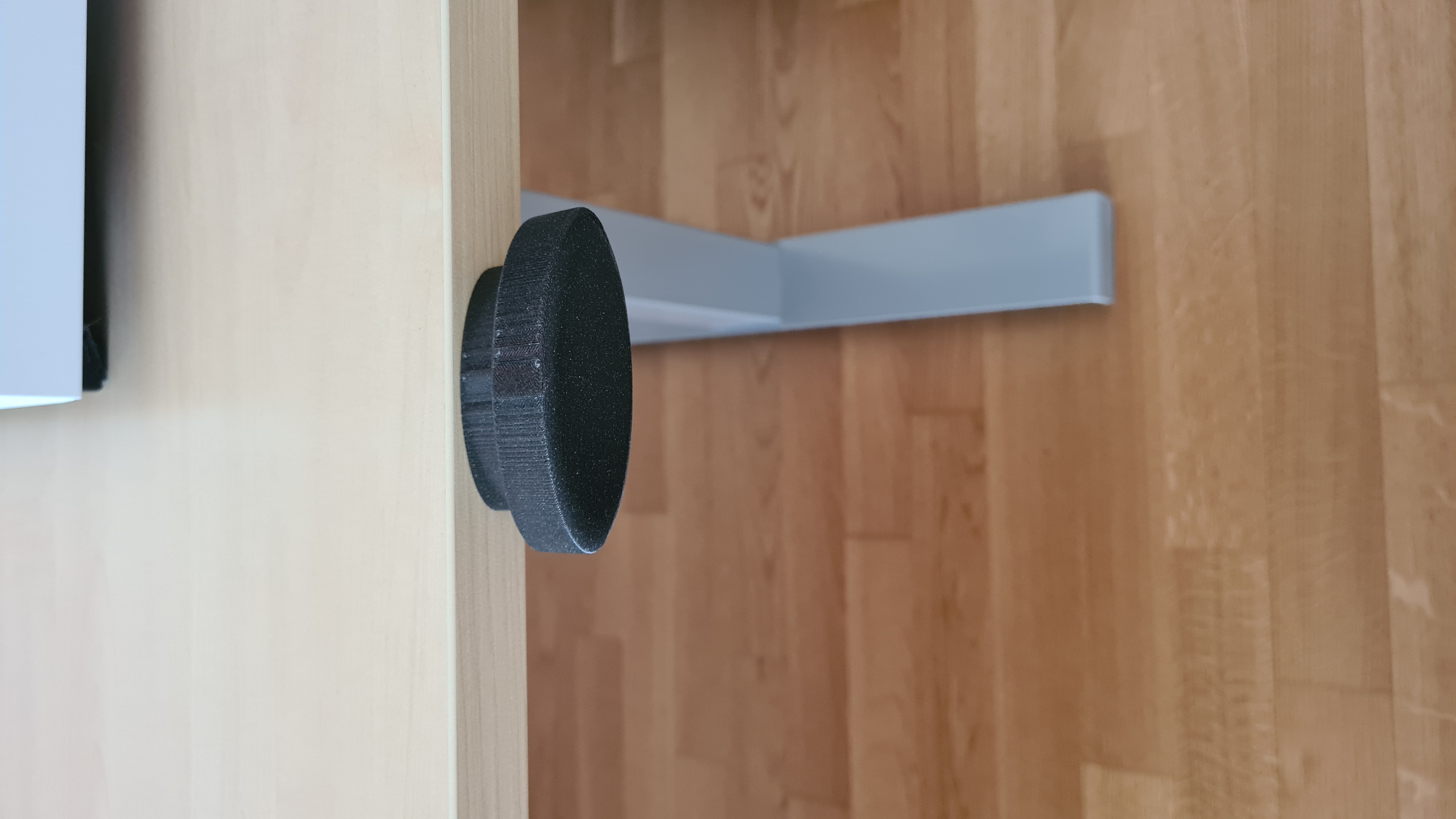 Headset holder by Nikolas Reitmann Download free STL model