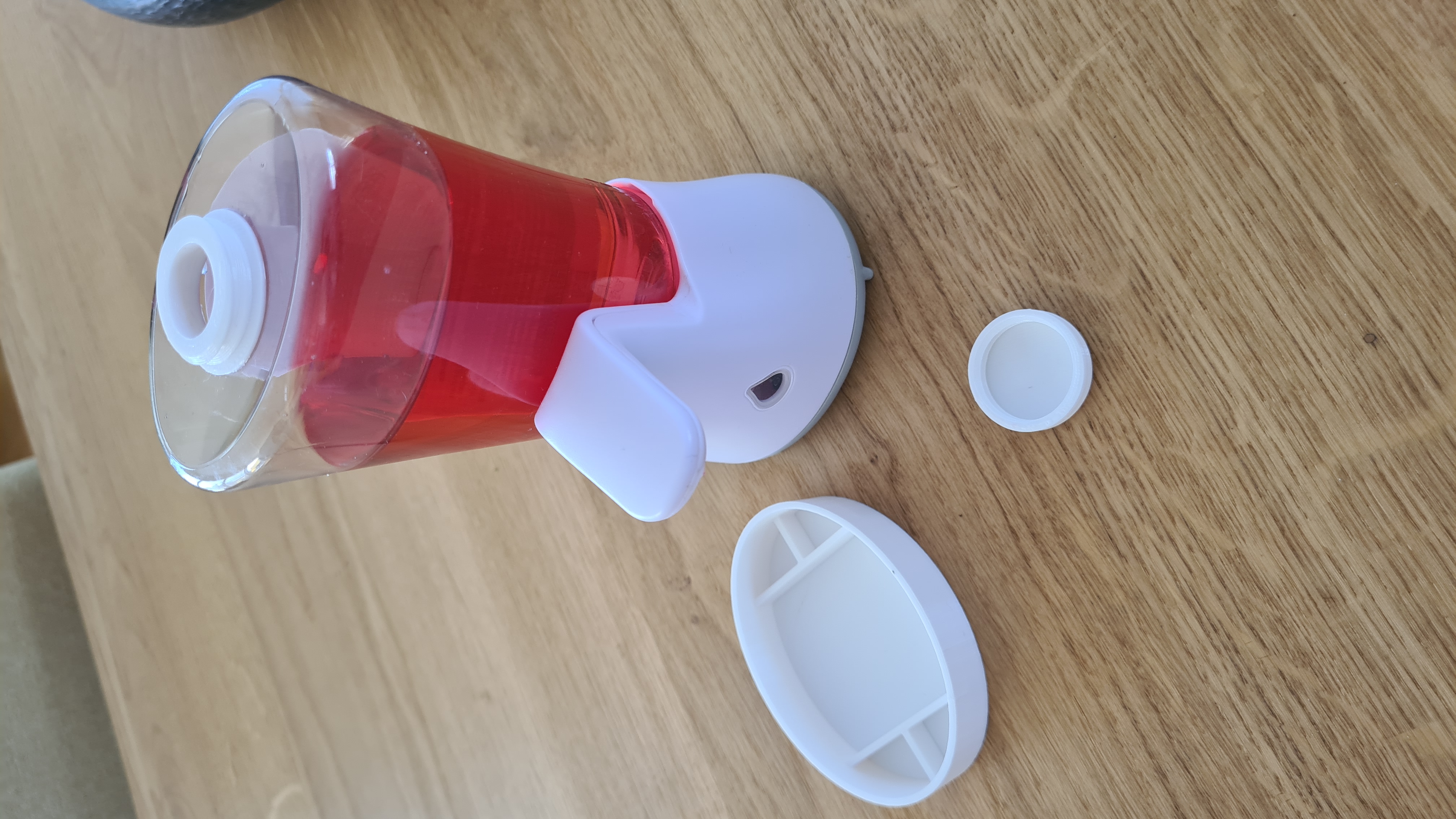 Dettol Lysol Soap Dispenser Refill Hack By Nik Reitmann Download   20230611 152117 