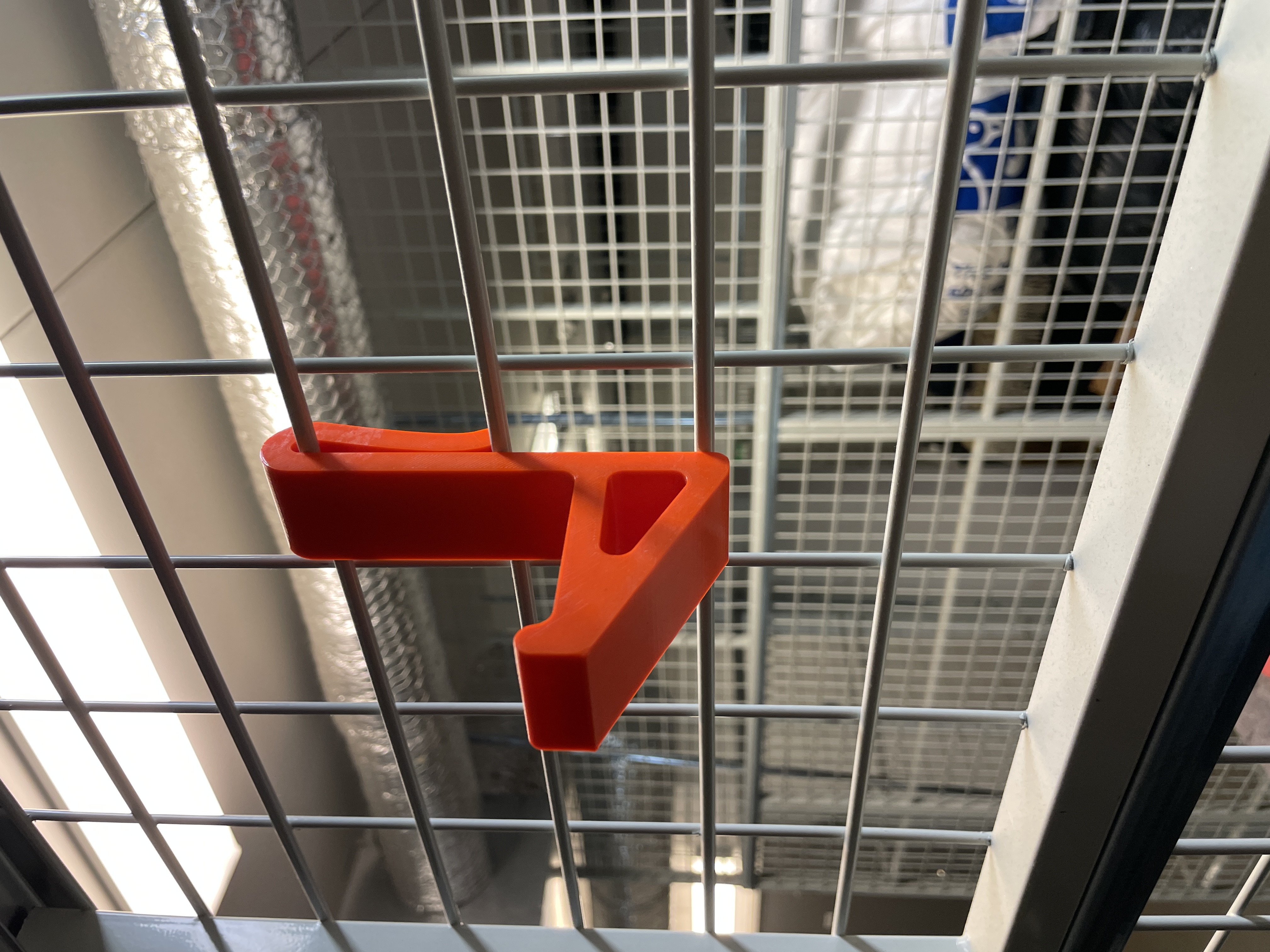 Storage hook