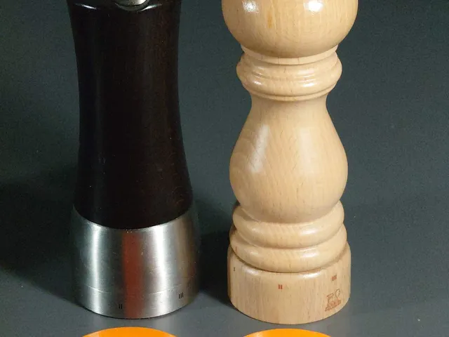 Refill Funnel for Peugeot Pepper Mill