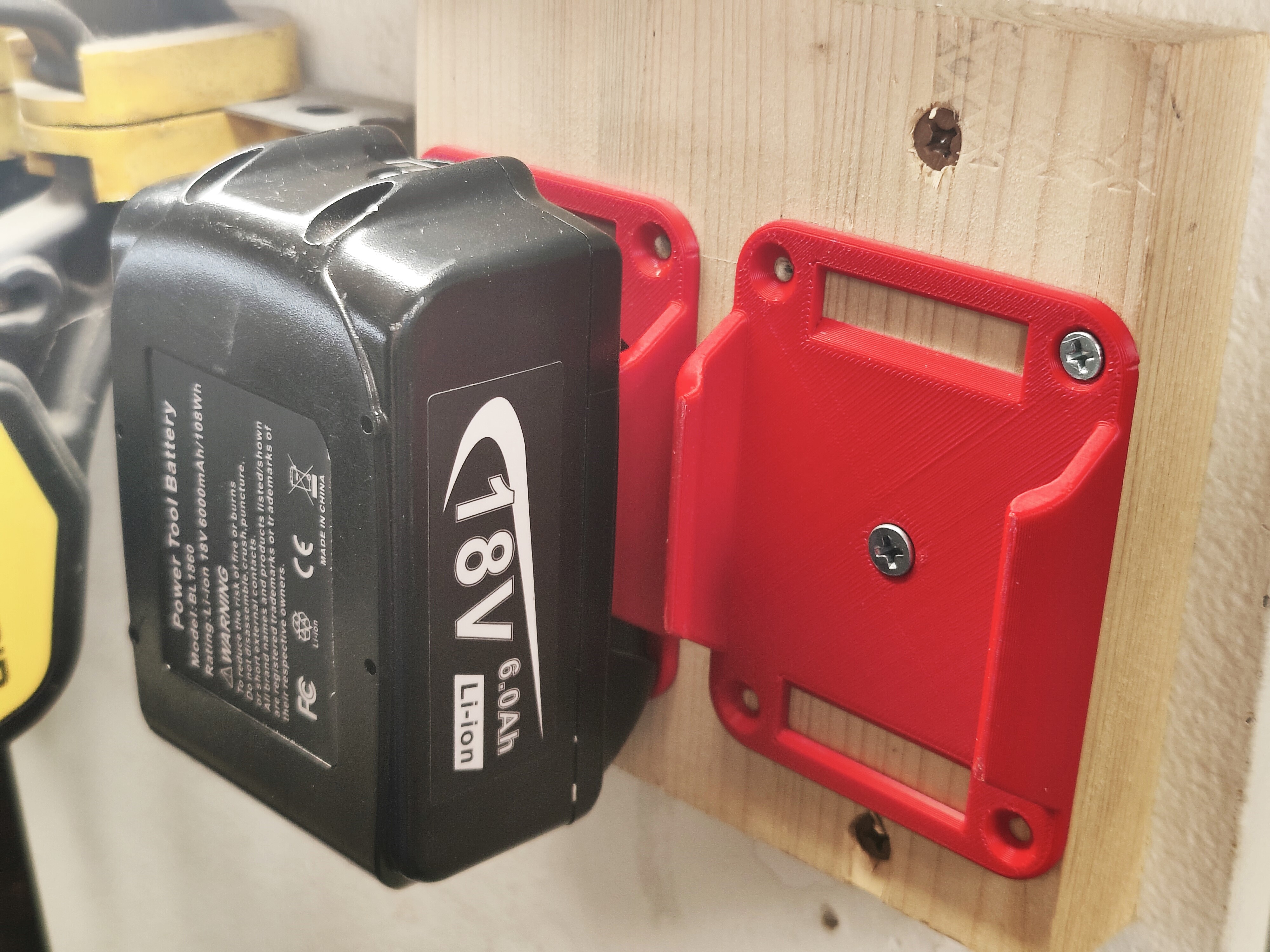 Improved Bi-Directional Makita 18v LXT Battery Holder