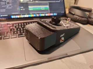 DiA power source for Chaos Stratus guitar pedal
