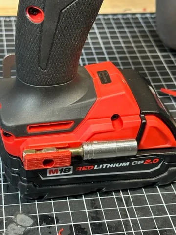 Milwaukee M18 Hammer Drill Bit Holder by gabe Download free STL