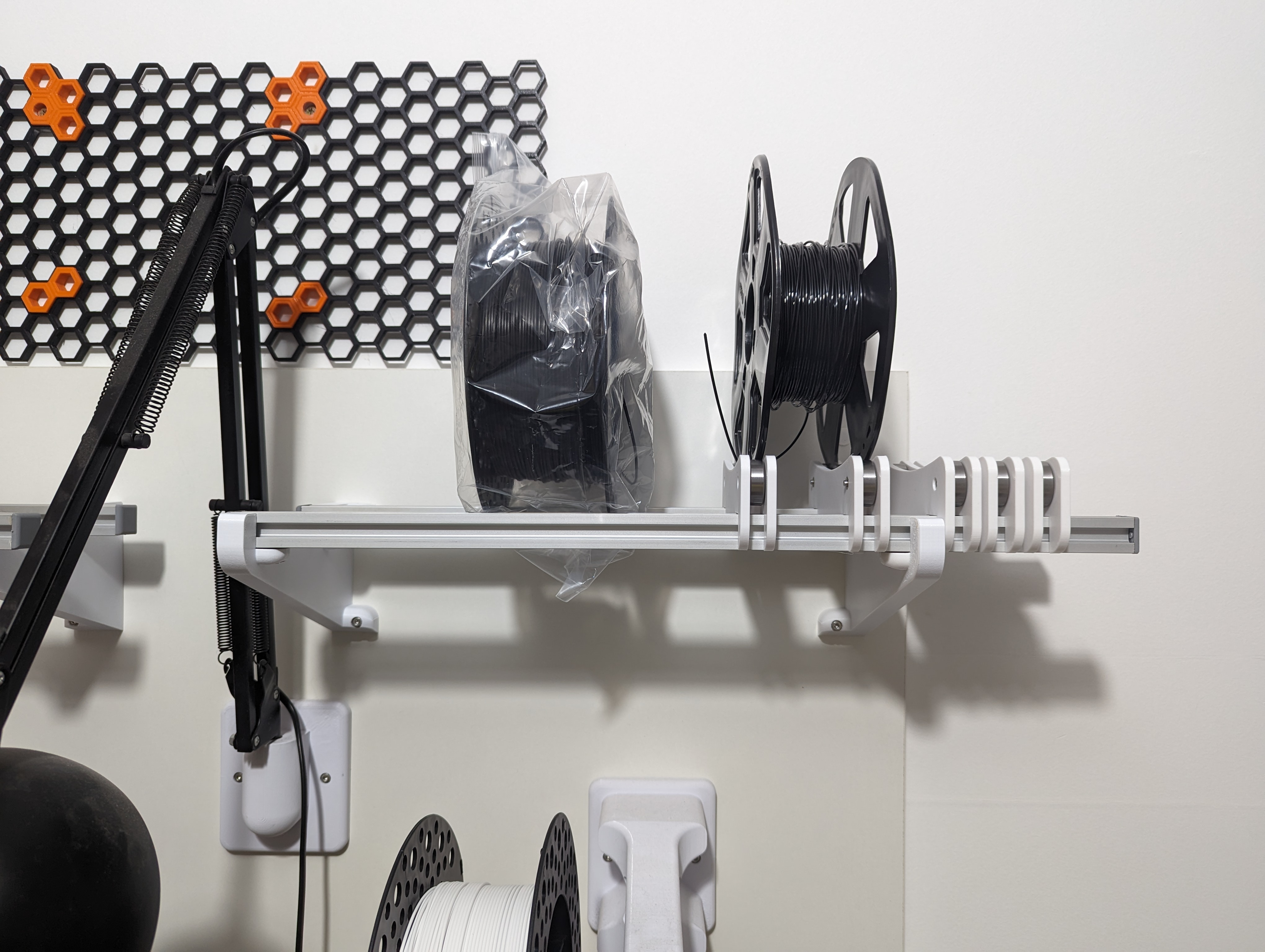 Spool Holder for Spool Shelf - T-slot by edmar | Download free STL ...