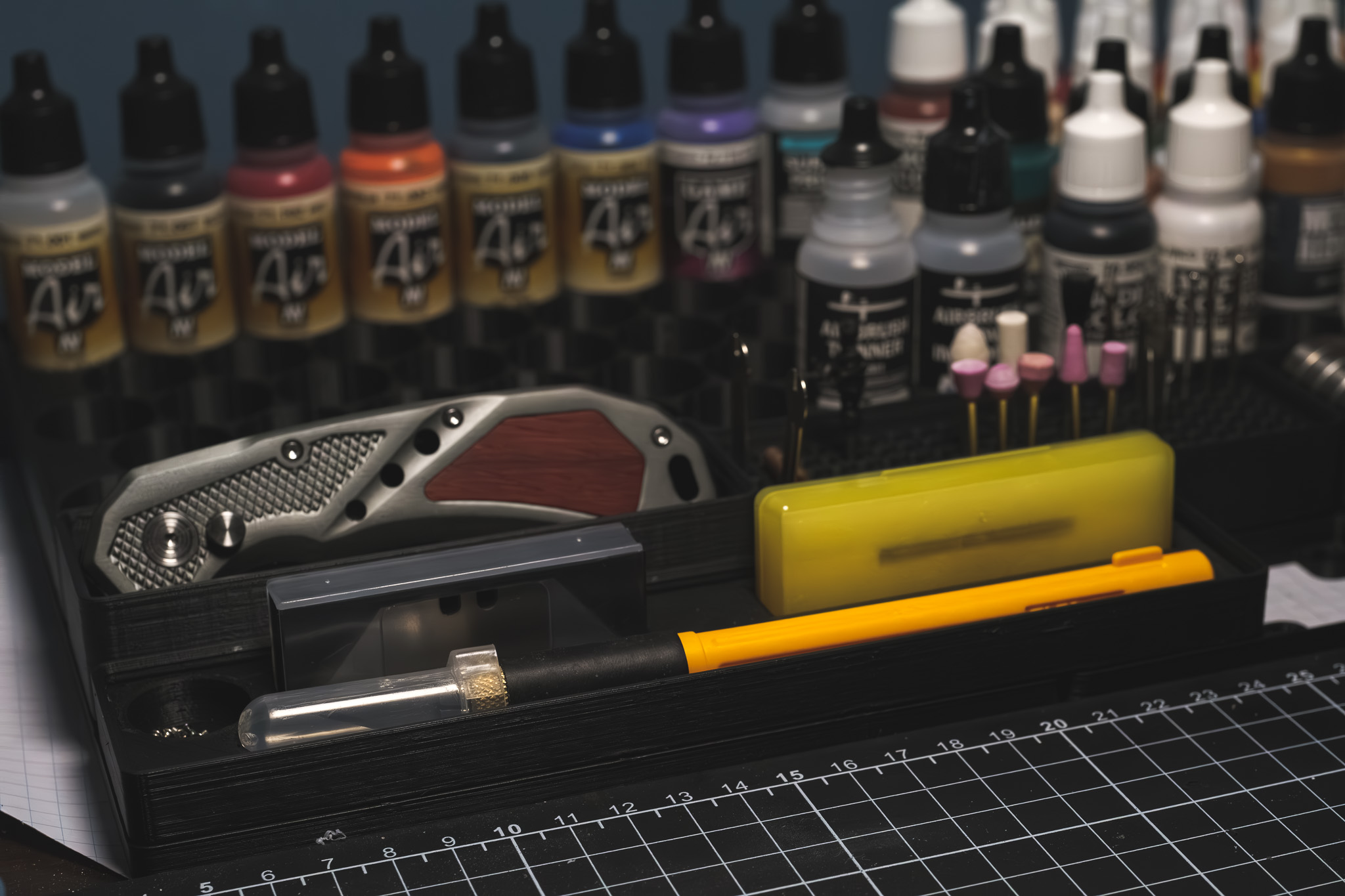 FC Folding Heavy Duty Utility Knife Holder Gridfinity by AlexReyne Download free STL model