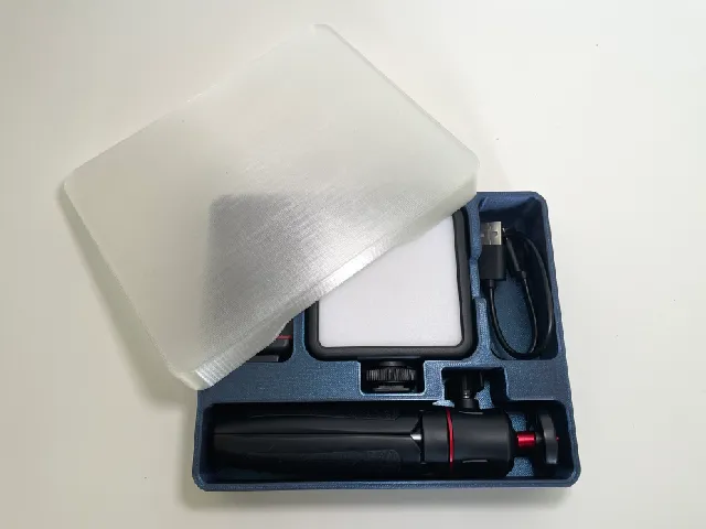 Ulanzi Tripod MT-08 and VIJIM Light VL81 Box