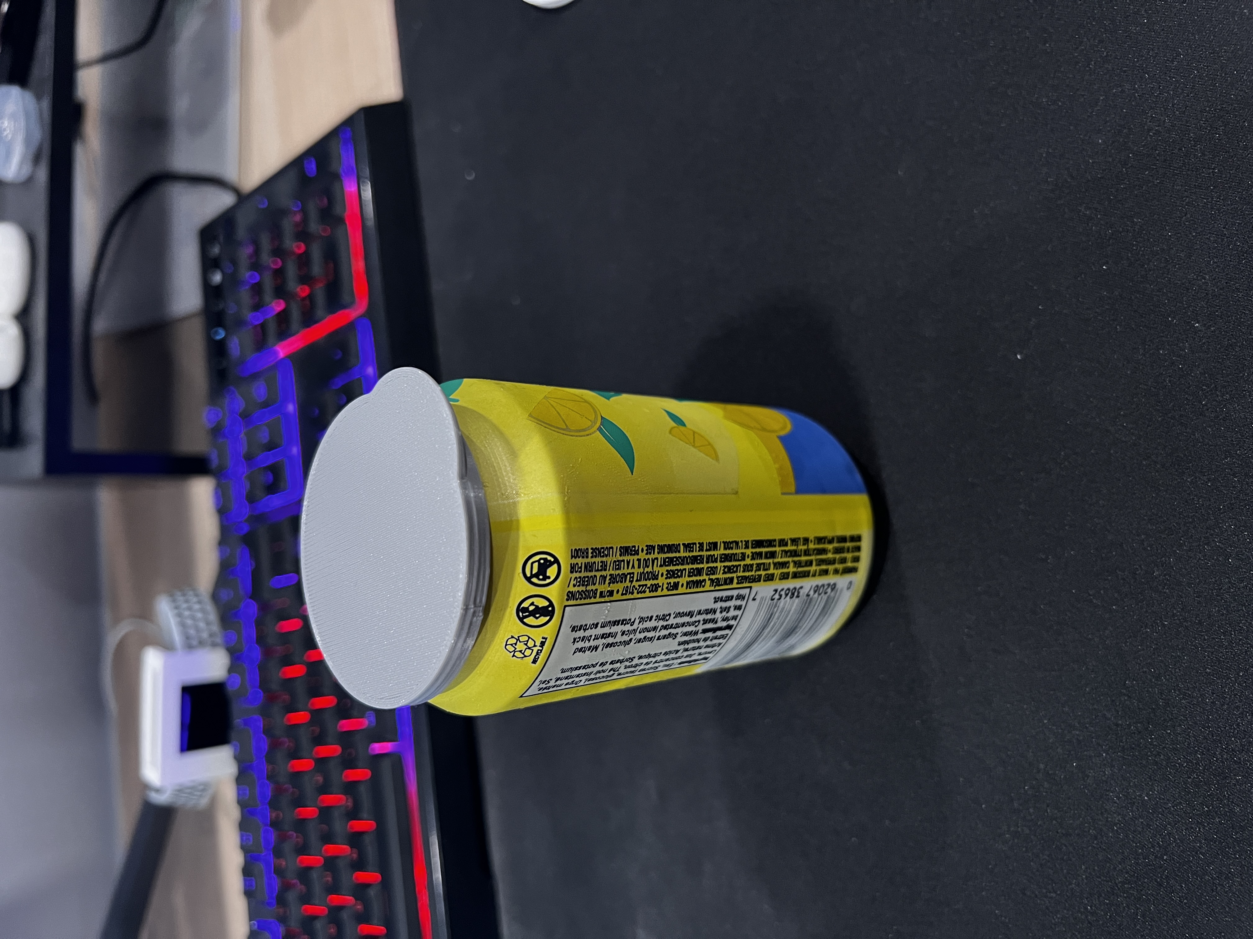 Miniatura 9 do modelo 3D Can cap