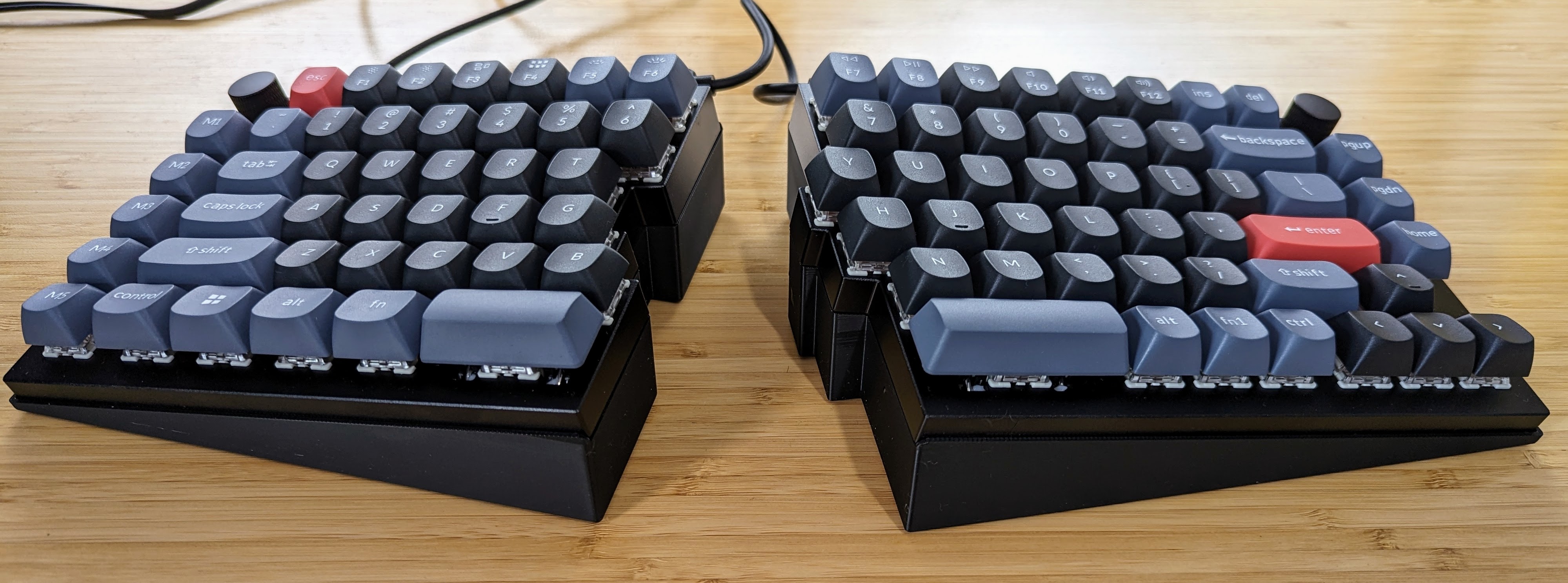 説明書類美品 Keychron Q11 US配列 茶軸 分割メカニカルキーボード ...
