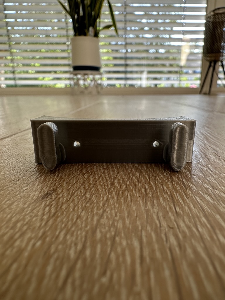 Skadis Mount adapter for Wireframe Skull remix by mtominsk Download